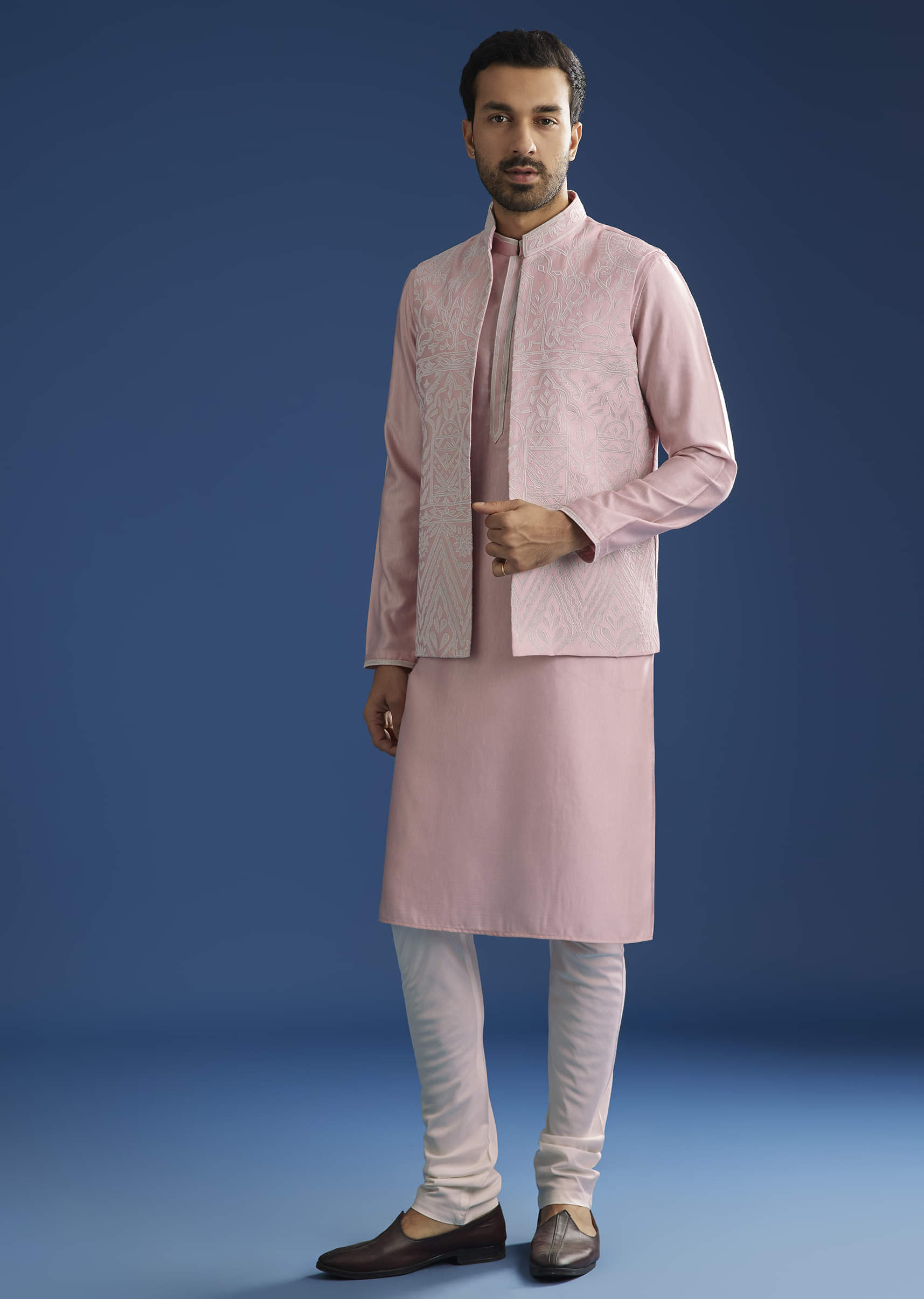 pink-kurta-jacket-set-with-gota-cutwork-sg259247-5_4_2e040d24-0bcc-4a78-bbde-878a2990dd2d.jpg