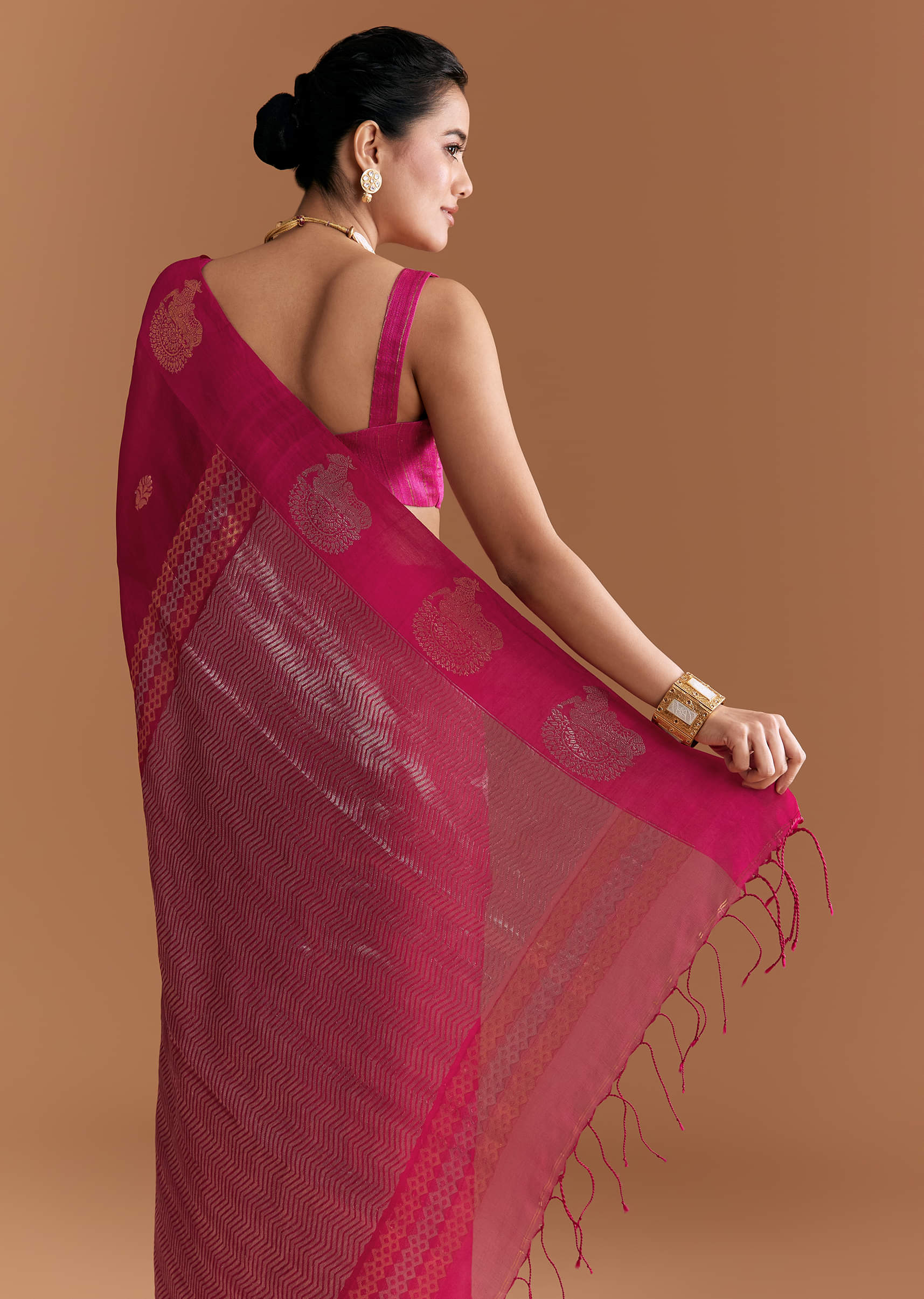 pink-linen-woven-saree-with-brocade-and-zari-work-sg346398-6.jpg