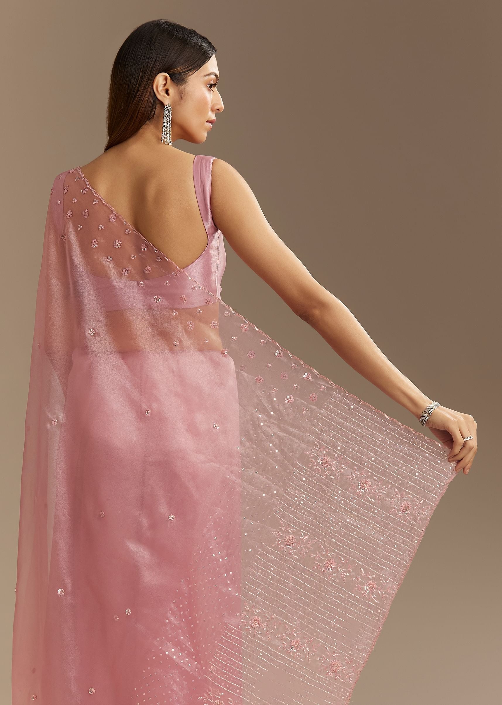 pink-organza-sequins-saree-with-scallop-border-sg293912-7_c92e6c08-c765-478d-82d5-edaccd2a6d9b.jpg