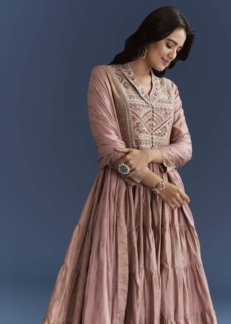 pink-printed-chanderi-anarkali-set-with-thread-work-sg329277-4_87a26f09-11ba-4cee-a1dd-eb62f9c31331.jpg
