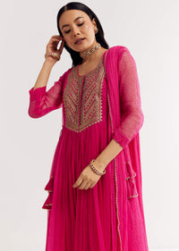pink-printed-chiffon-sequin-kurta-set-with-dupatta-sg320879-1_4d994a0c-b359-493e-94cb-f9d564bcb851.jpg