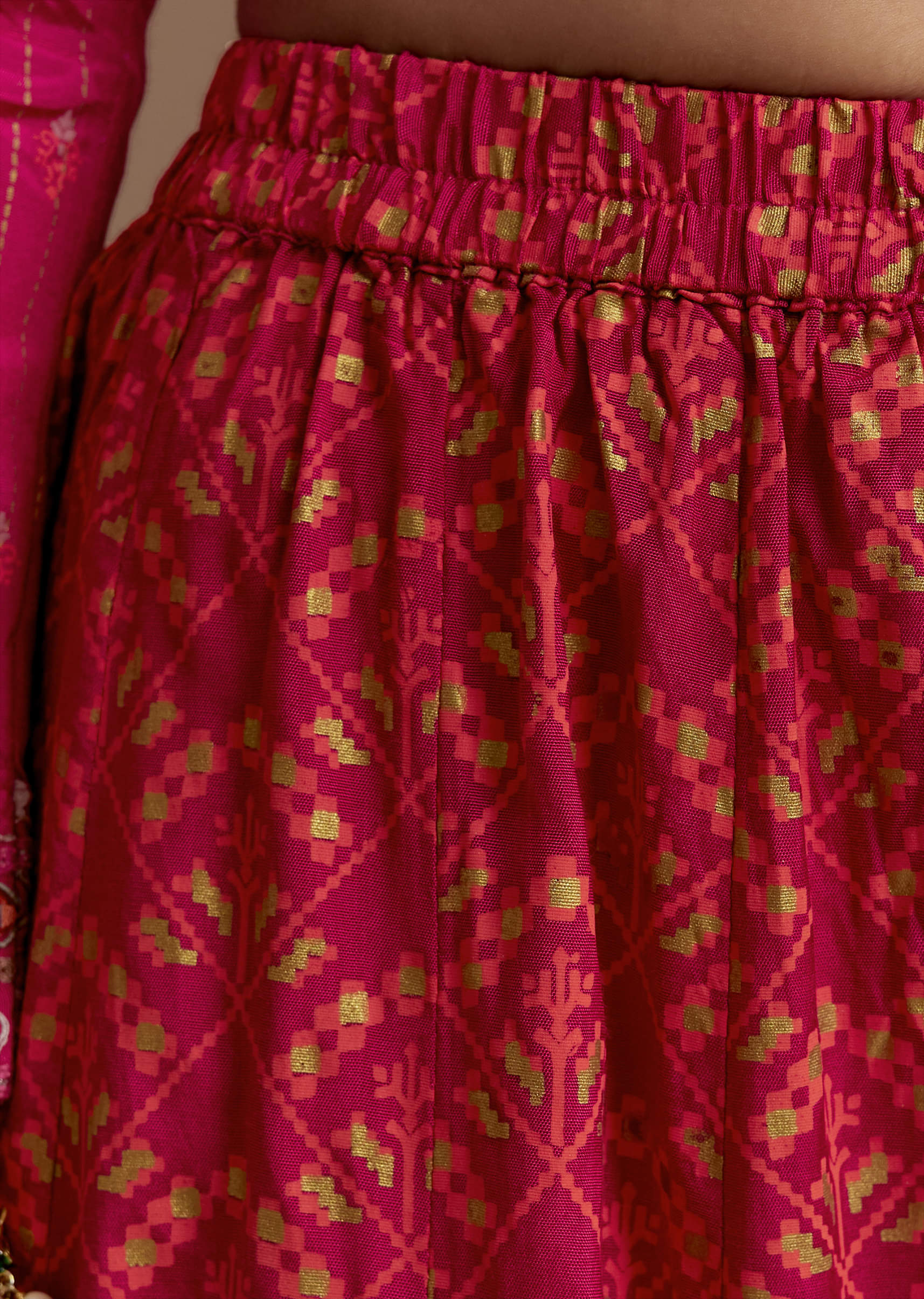 pink-printed-flared-kurta-and-palazzo-set-sg344841-6_05d85044-2faa-4747-a245-be0da18d58ee.jpg