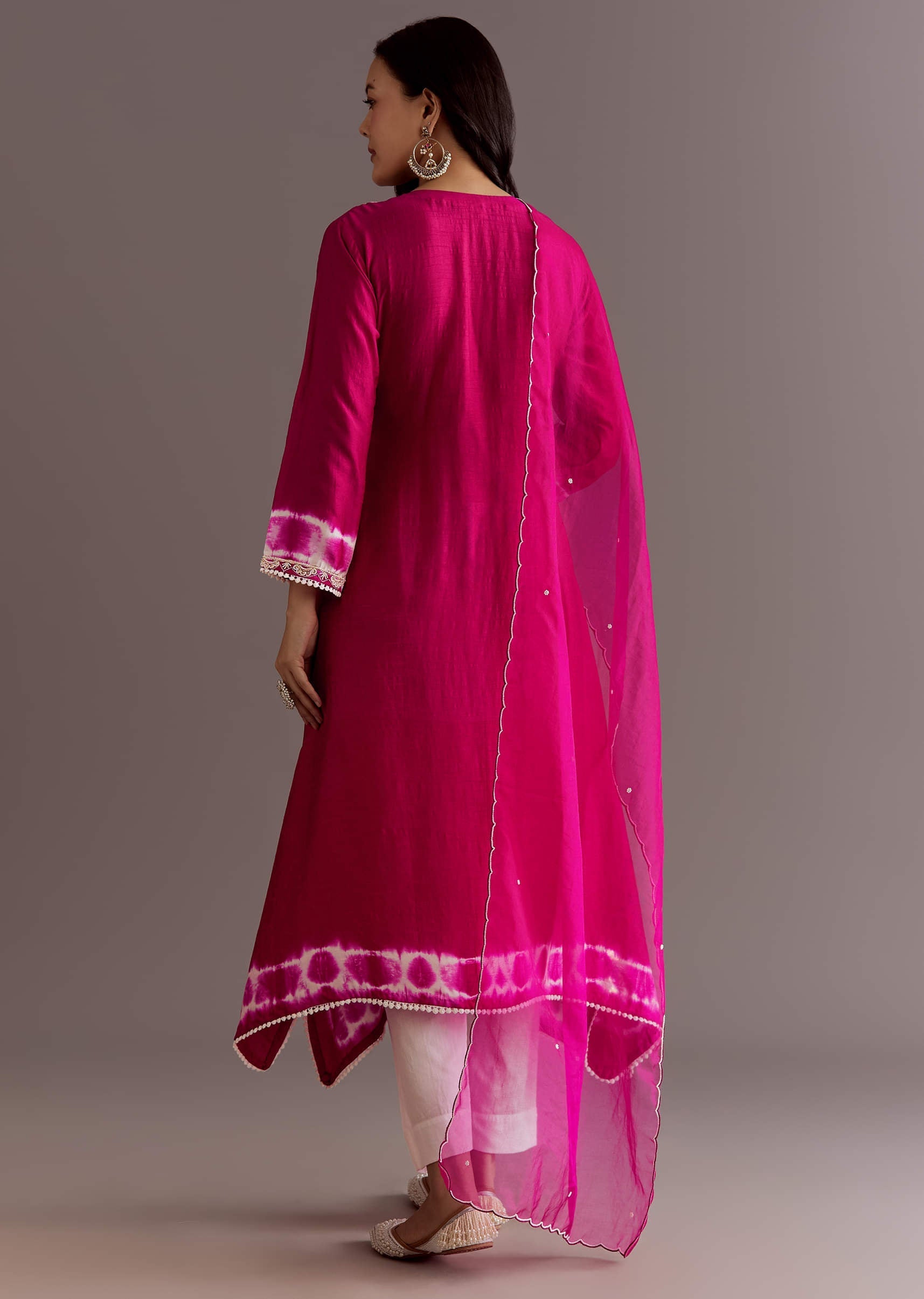 pink-silk-moti-embroidered-kurta-set-with-organza-dupatta-sg315790-5_26f762ae-9655-4219-a904-e9c41ff6ebc5.jpg
