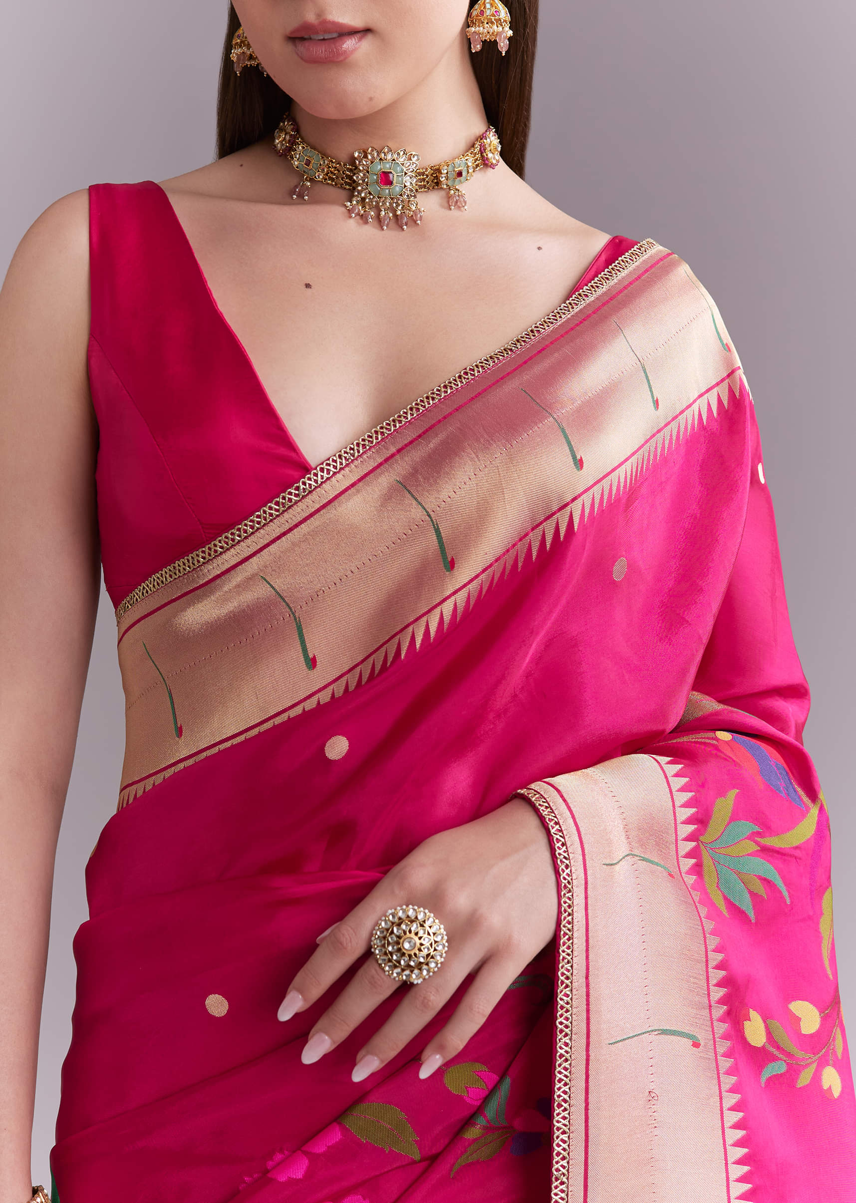 pink-silk-muniya-paithani-saree-with-multicolour-floral-motifs-sg352304-2.jpg