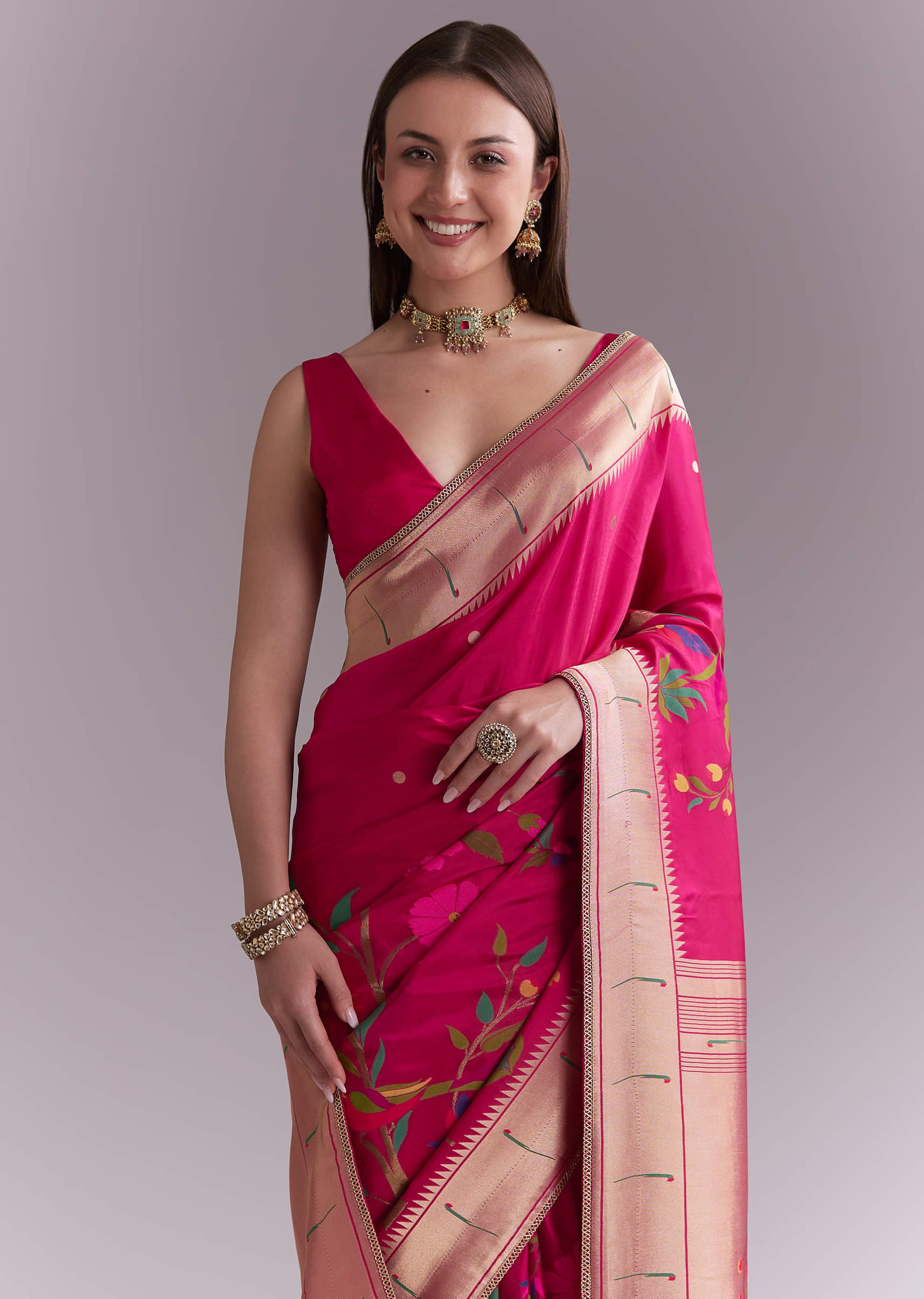 pink-silk-muniya-paithani-saree-with-multicolour-floral-motifs-sg352304-5.jpg