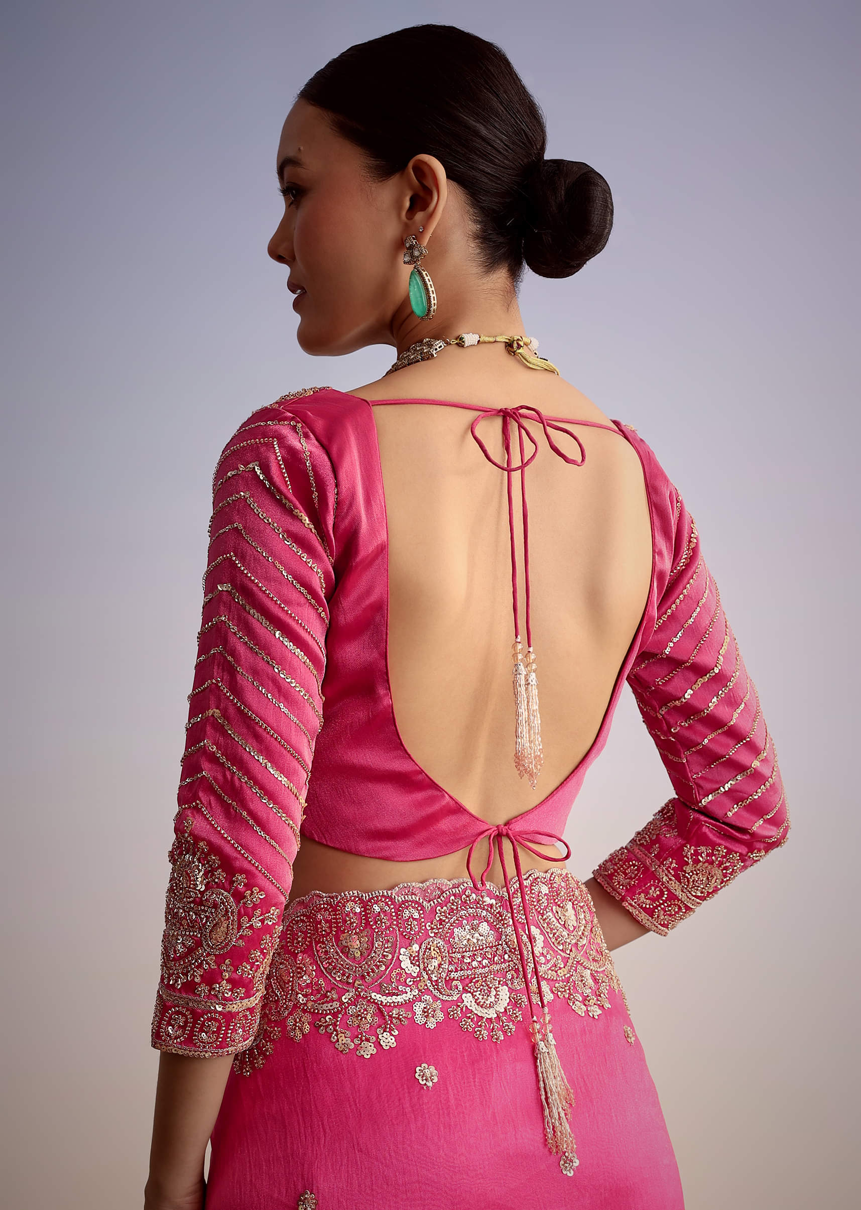 pink-tissue-floral-embroidered-saree-with-scallop-border-sg319893-8_20a7ed2a-b525-4415-bb33-ea33430ced4c.jpg