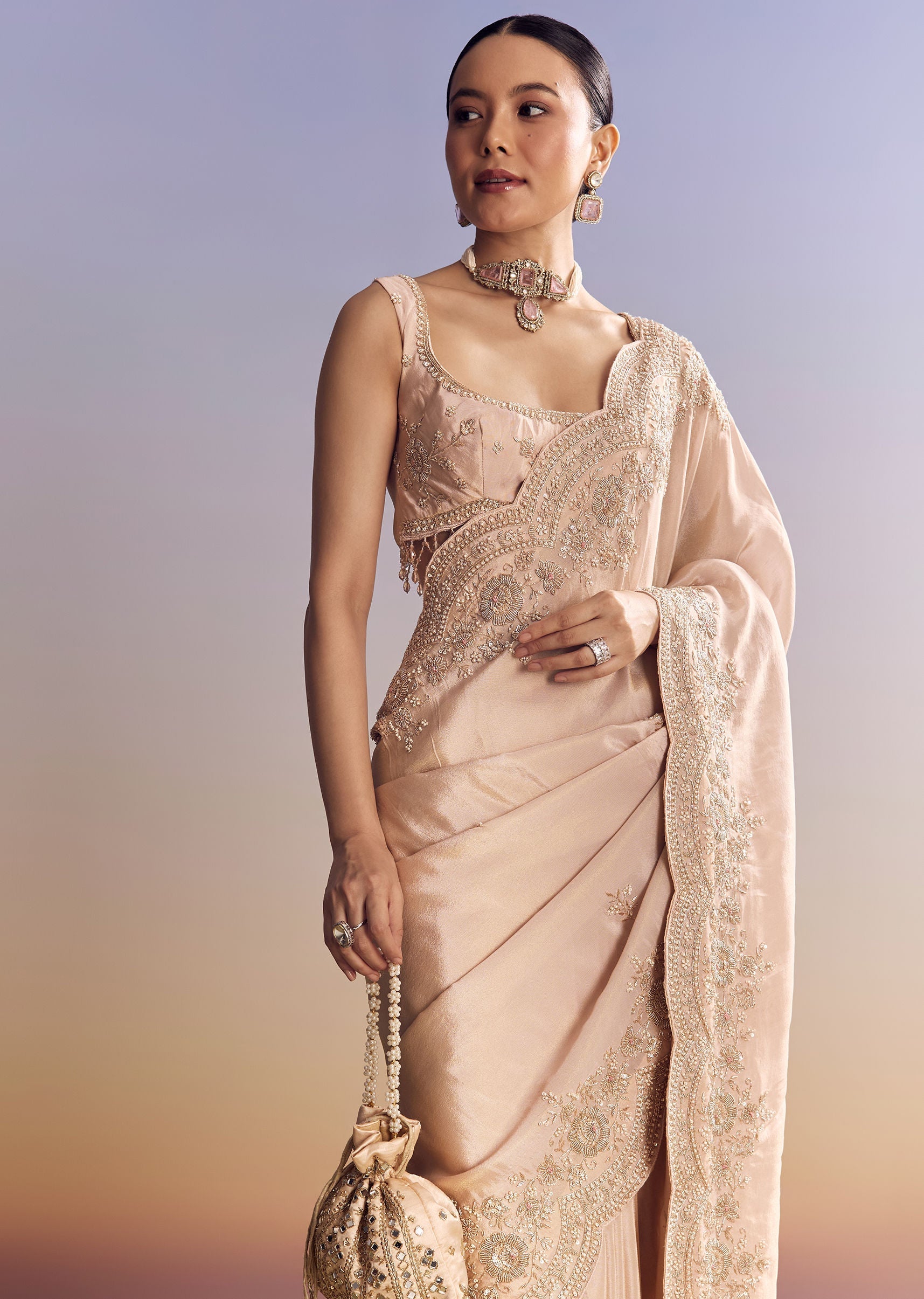 pink-tissue-saree-with-scallop-border-sg318990-5_b8e0ce4a-9df8-408d-b994-c36365786504.jpg
