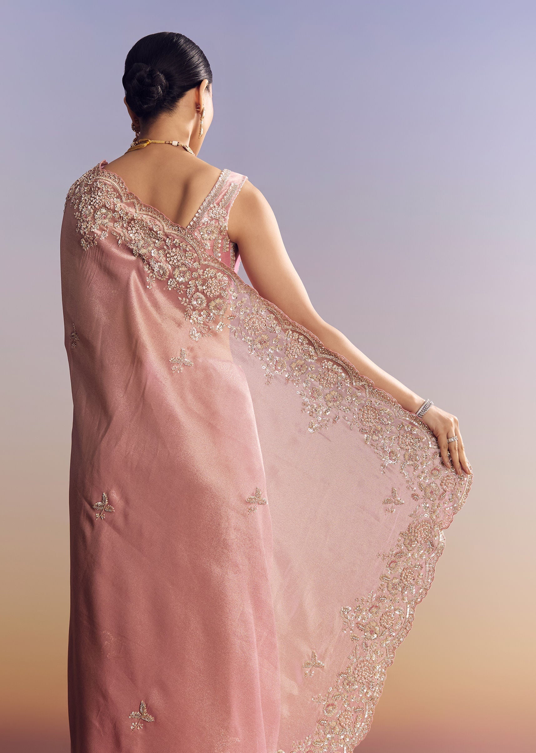 pink-tissue-silk-saree-with-scalloped-border-sg317942-6_2fd317aa-d40a-4fa0-9ac4-d71601acb1e0.jpg