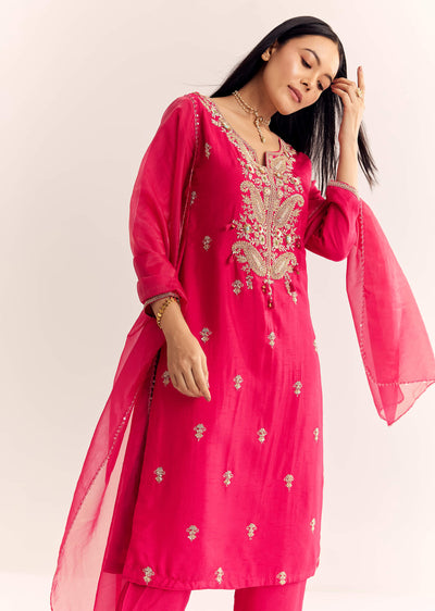 pink-zardosi-work-dola-silk-kurta-pant-with-organza-dupatta-sg324626-1_e528c3fe-c9cc-4810-bd47-f3b093c2b0a7.jpg