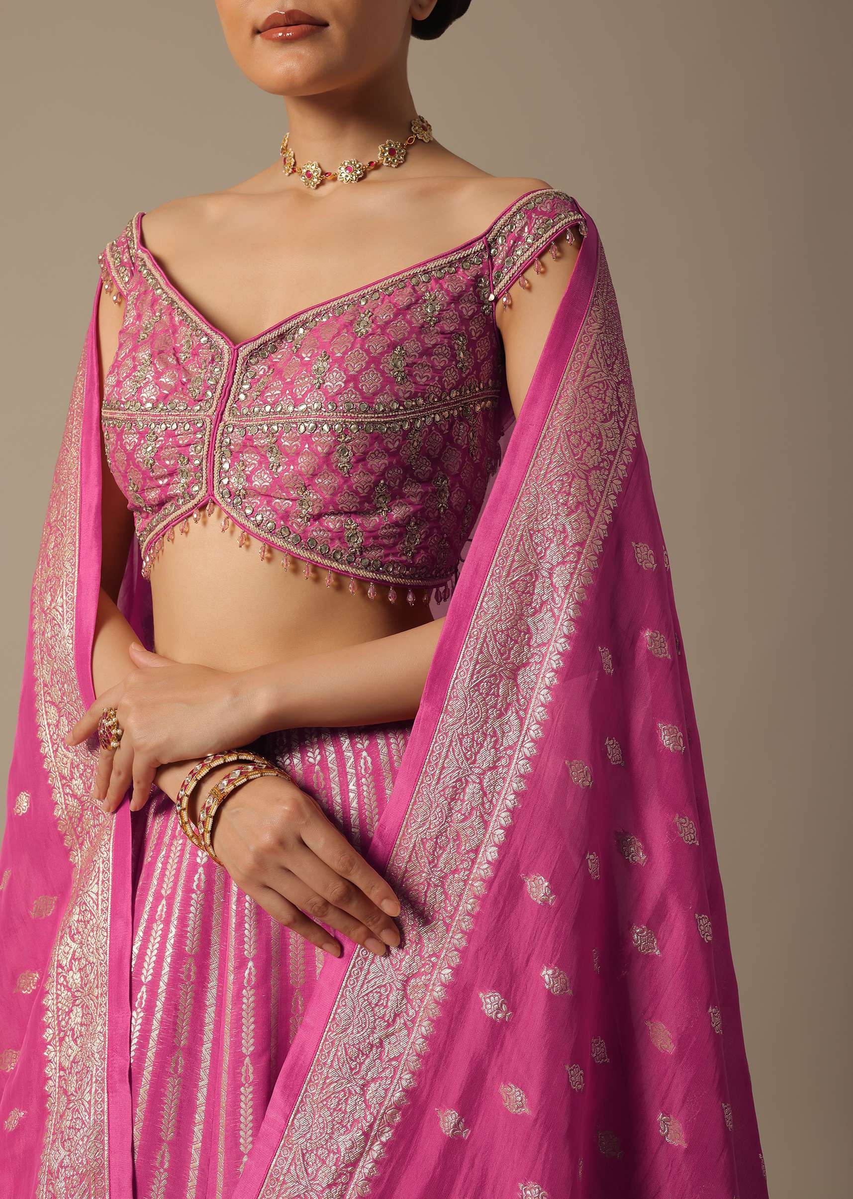 pink_banarasi_silk_lehenga_set_with_gota_patti_-sg197727_4_949e950e-16f9-461a-af16-1a35393093d5.jpg