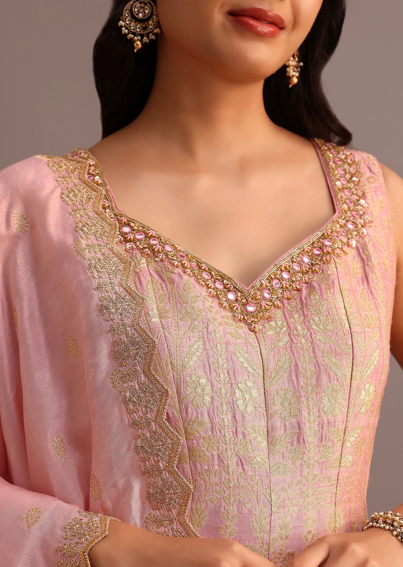 pink_brocade_weave_kurti_palazzo_suit-sg272847_4_f927406a-fd21-4b33-99f6-405513736f8c.jpg
