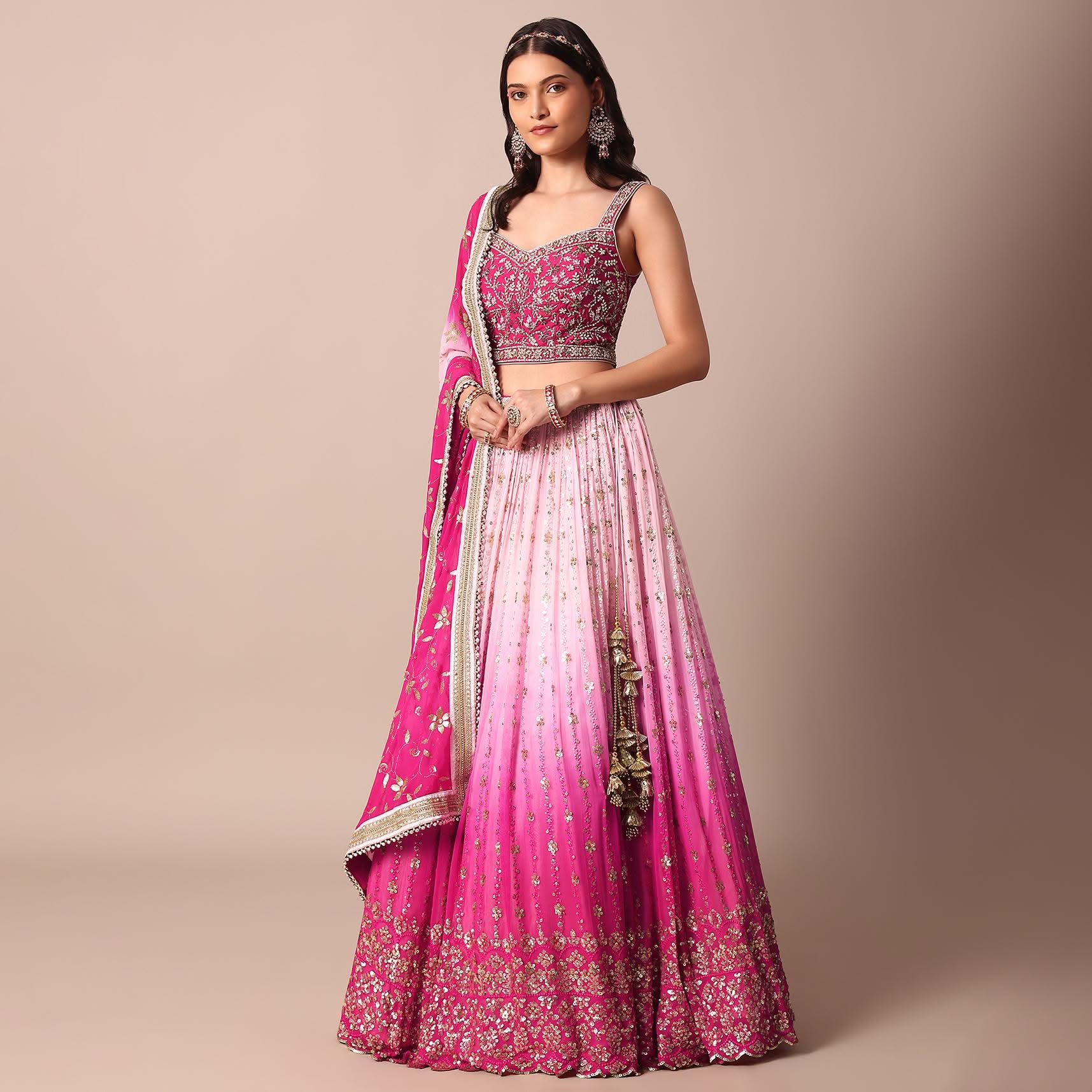 pink_embroidered_choli_with_exquisite_lehenga_an-sg220433_7_f6c3d809-b9d1-4f1a-bad6-04d906afbd3a.jpg