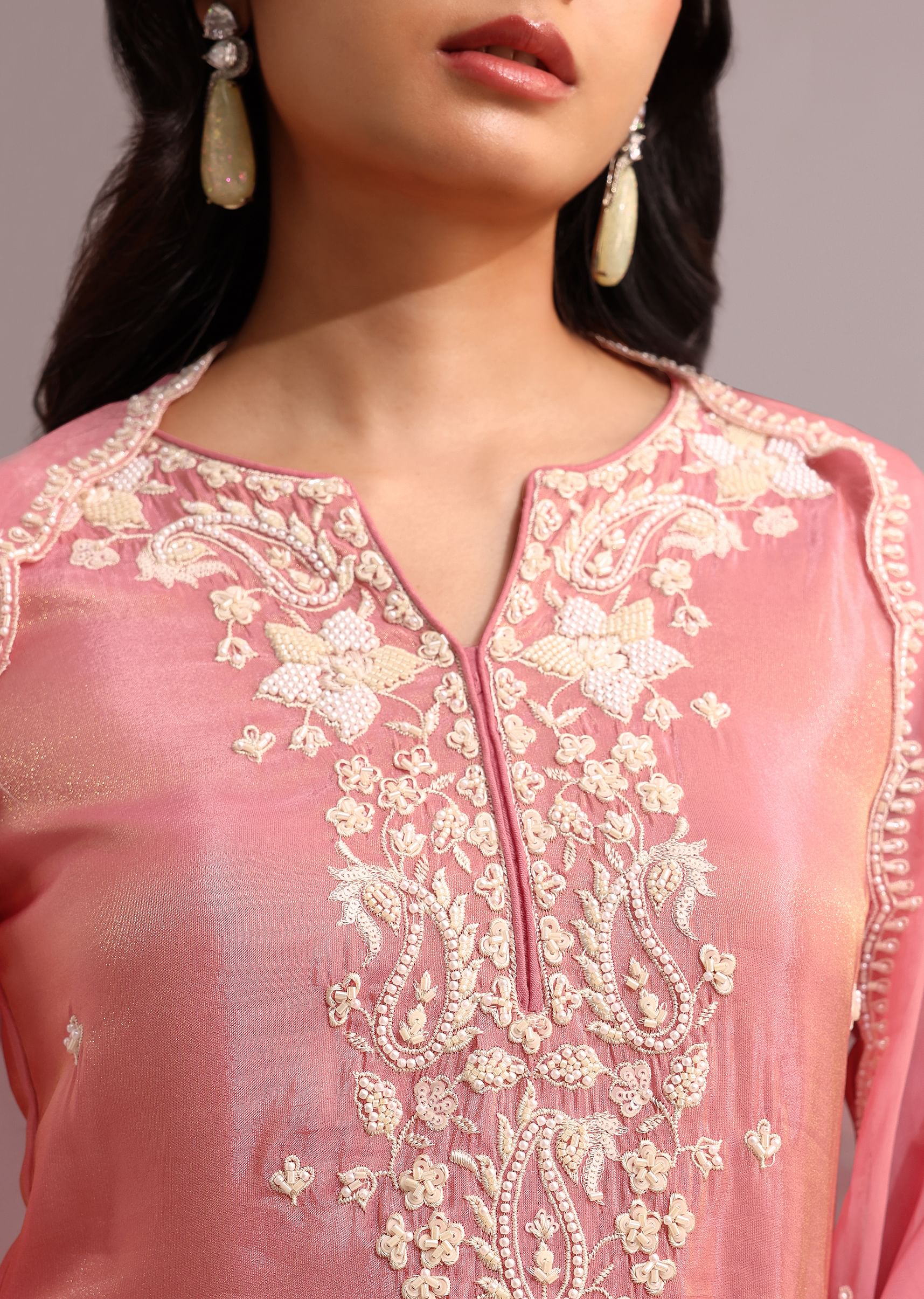 pink_embroidered_kurti_set_with_butti_work_on-sg273342_3_02e289ad-ae0e-40f5-9ef8-edba91af8dcc.jpg