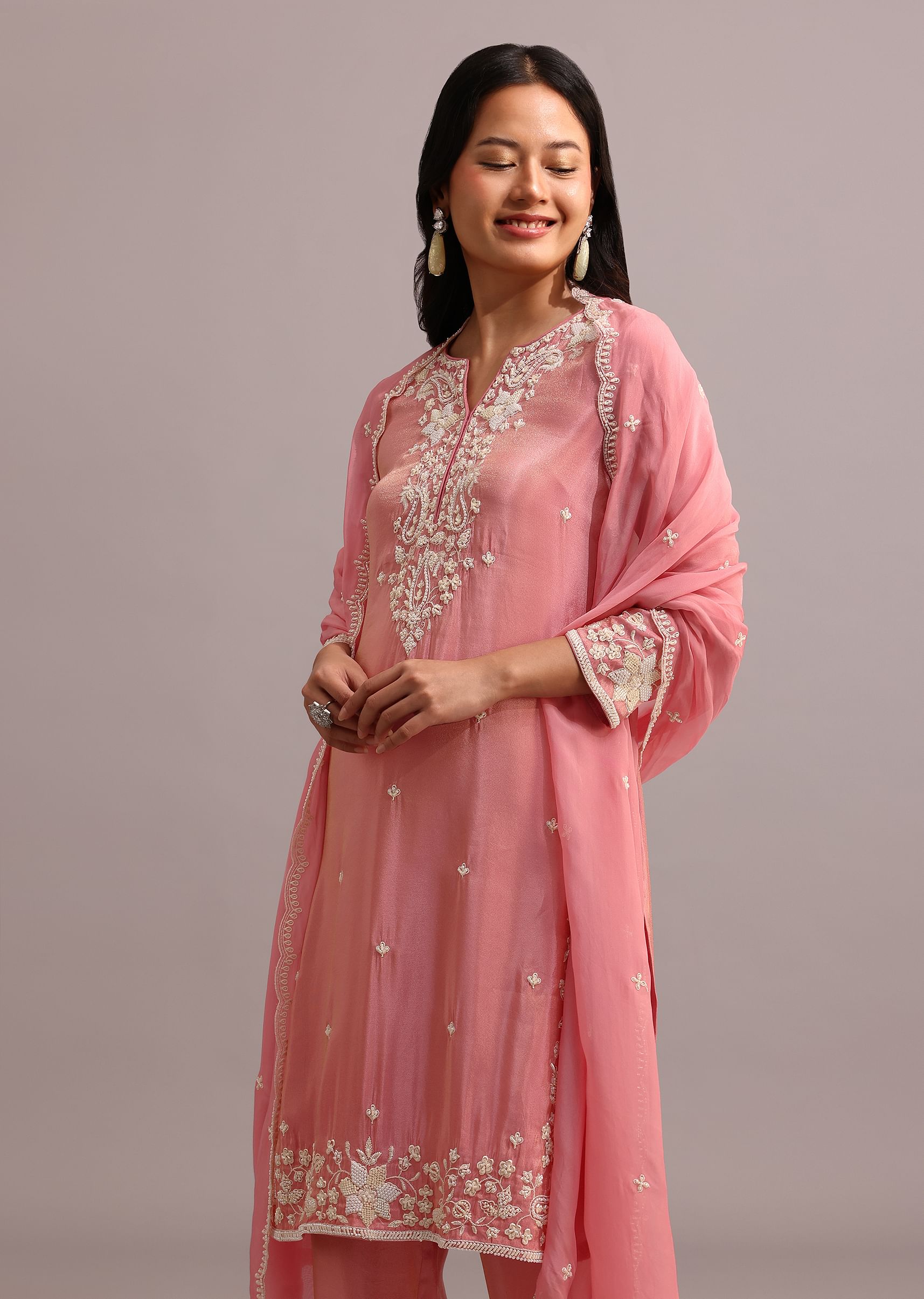 pink_embroidered_kurti_set_with_butti_work_on-sg273342_4_66757b32-4a4b-4497-8743-b6b10742f829.jpg