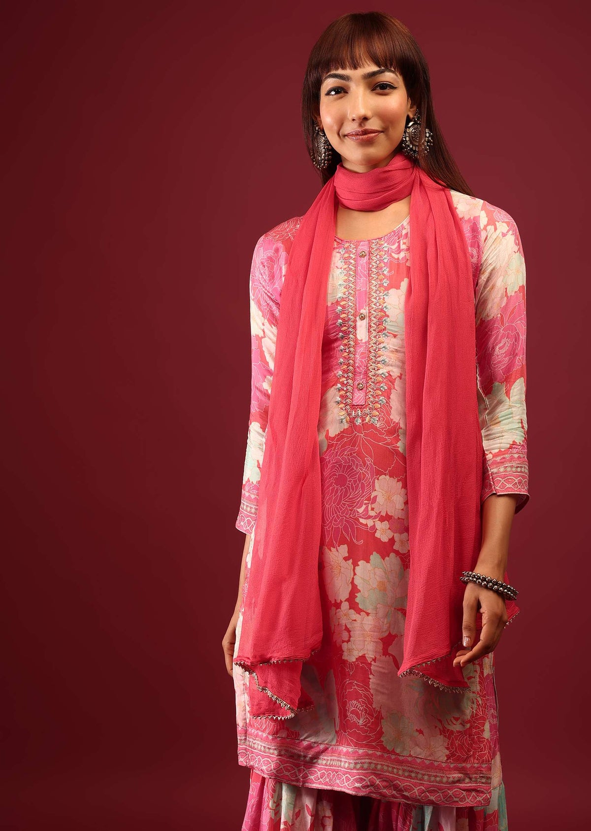 pink_floral_print_sharara_suit_with_flowy-sg101562_5_94cfbfbd-7a39-46de-b8e6-cd41ed581564.jpg