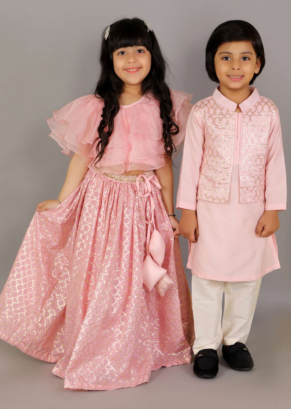pink_lehenga_and_crop_top_with_organza-sg114298_1_56954358-5bdf-4ed8-987a-964048e09ecb.jpg