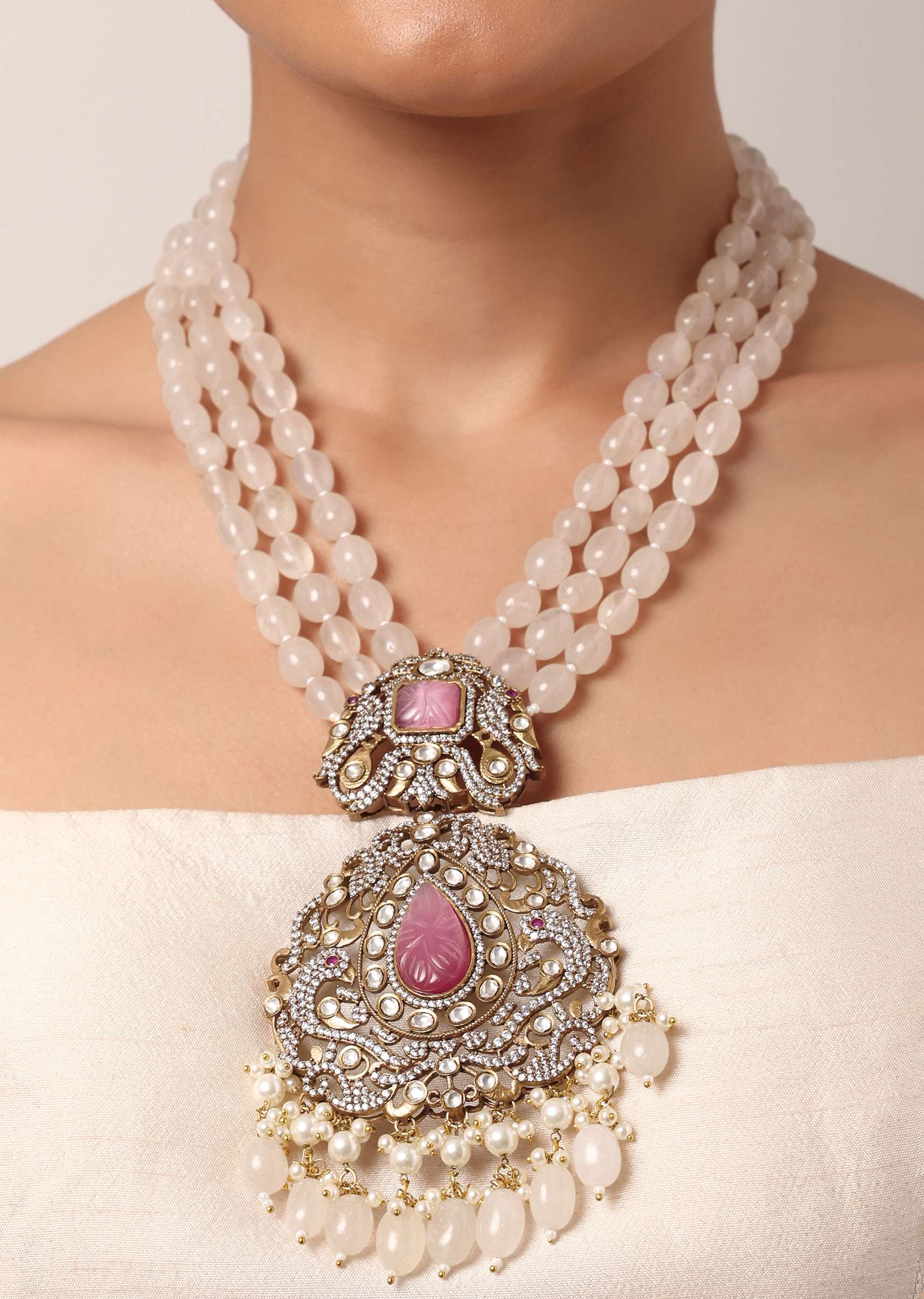 pink_long_pendant_necklace_set_with_mossanite_motif-sg196485_5_a22e0008-8fc7-4f38-add5-21f6a4286872.jpg