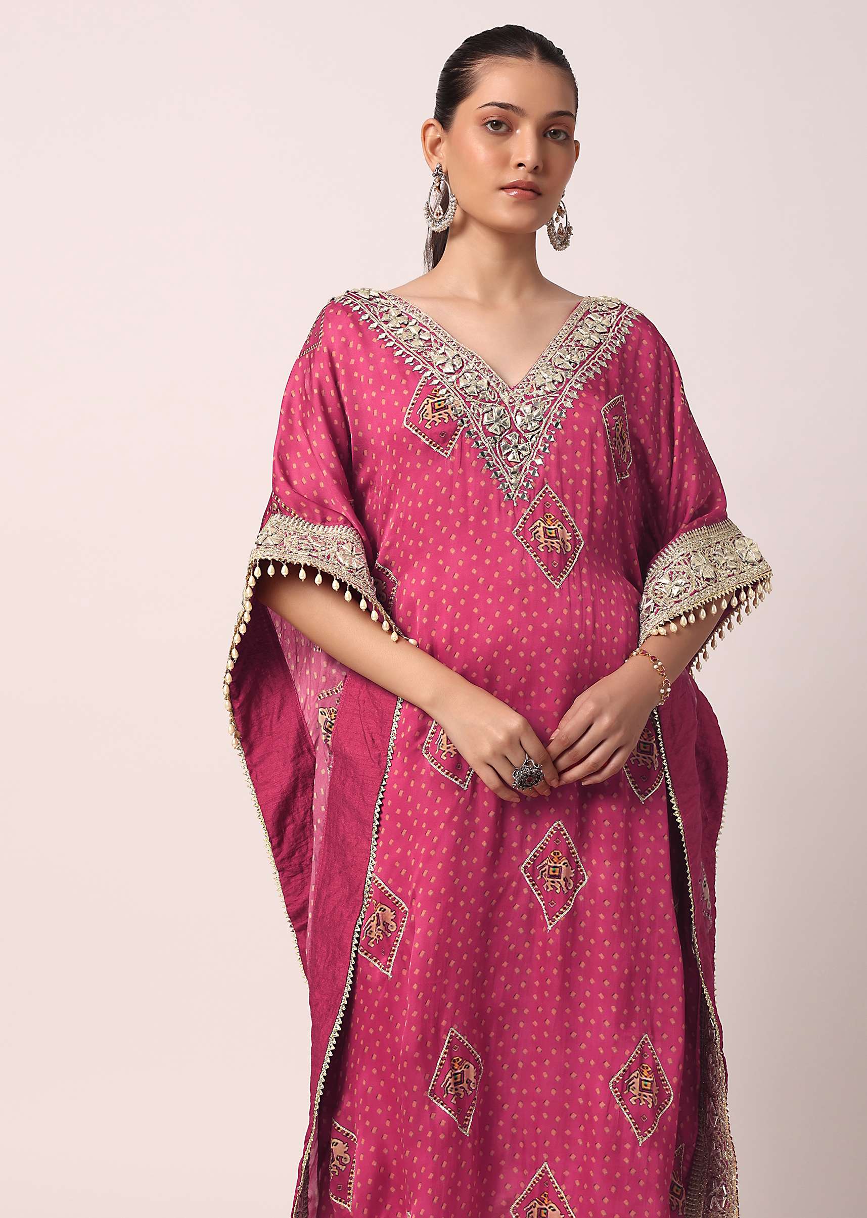 pink_pant_set_with_embroidered_kaftan_kurta-sg211674_2_fd5b068e-918c-46ef-a975-3c4c191367b9.jpg