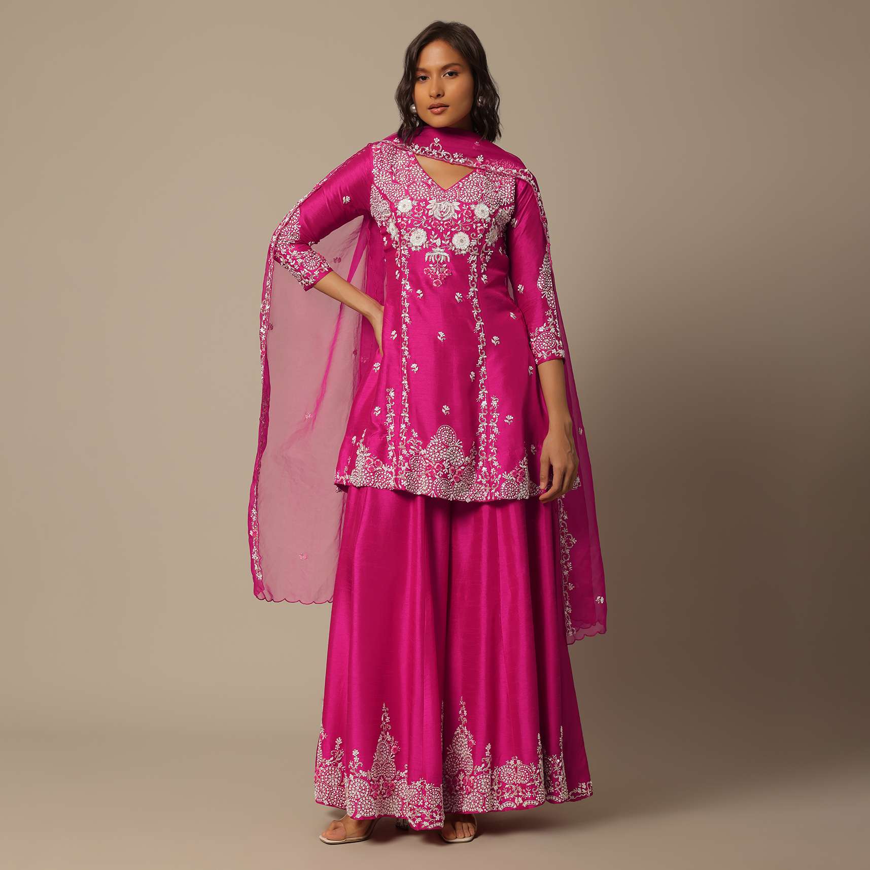 pink_silk_embroidered_kurt-sg193715_14_a2c12a6c-0958-4b4f-86ff-697f74c56264.jpg