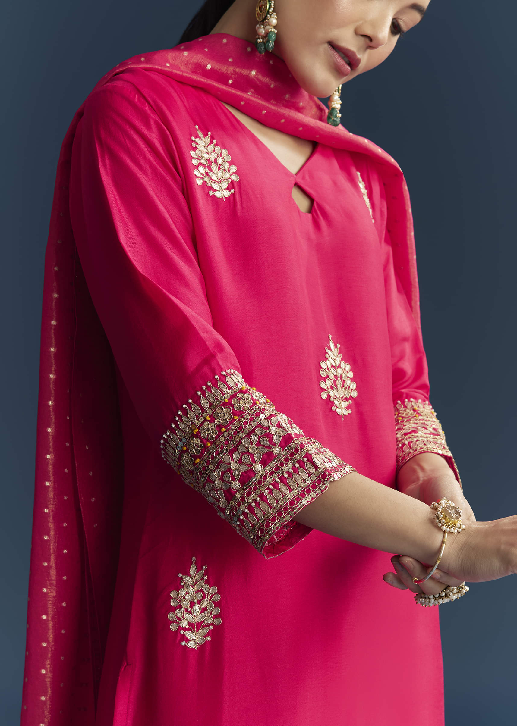pink_silk_kurta_set_with_gotta-sg343747-6_5.jpg