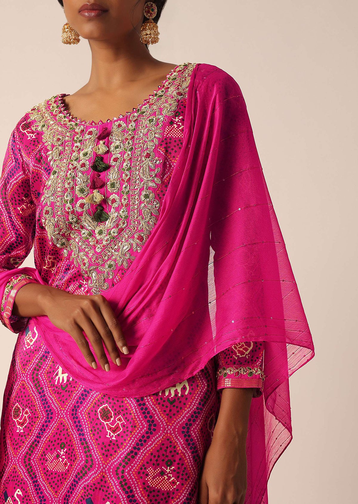 pink_silk_pant_set_with_bandhani_print-sg198296_5_ecdb3ce2-b33a-4b14-9265-85ae72e46f7a.jpg