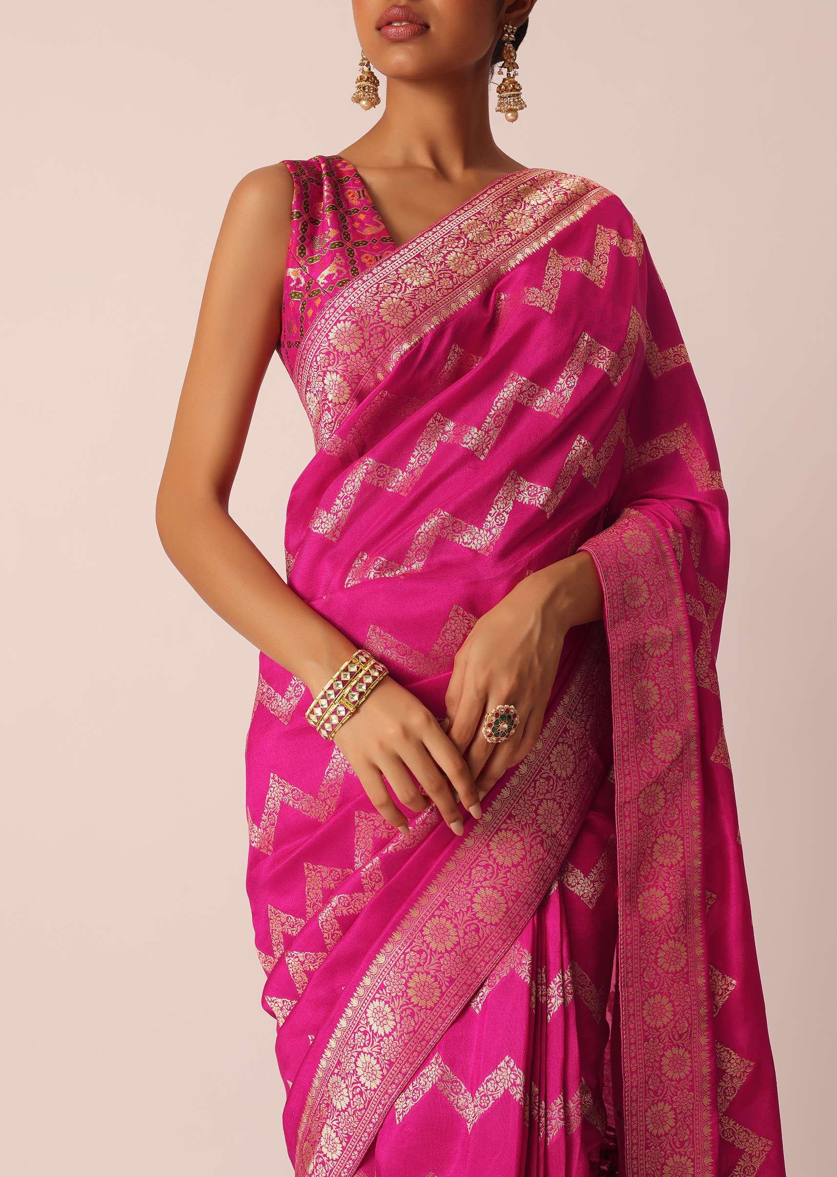 pink_silk_saree_with_zari-sg182440_6_add8eeb8-3e55-459c-ac8f-a6a7e6dde620.jpg
