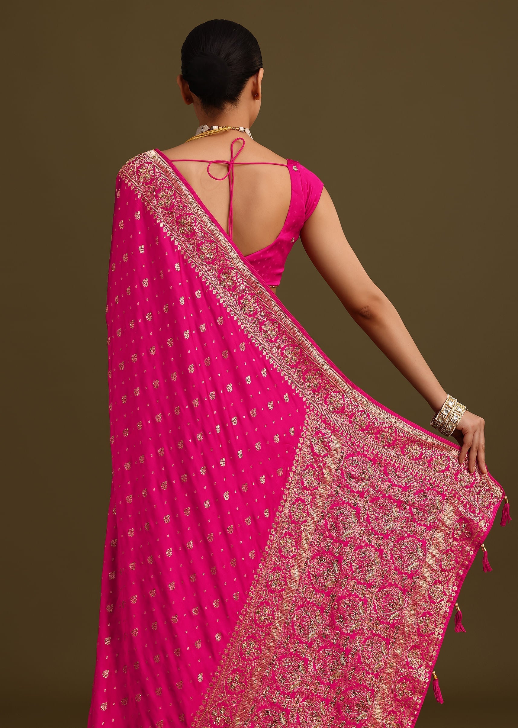 pink_zardosi_embroidered_saree_with_unstitched_blouse-sg213165_18_e4867632-79d2-4544-8979-b23cdc2b5ebd.jpg