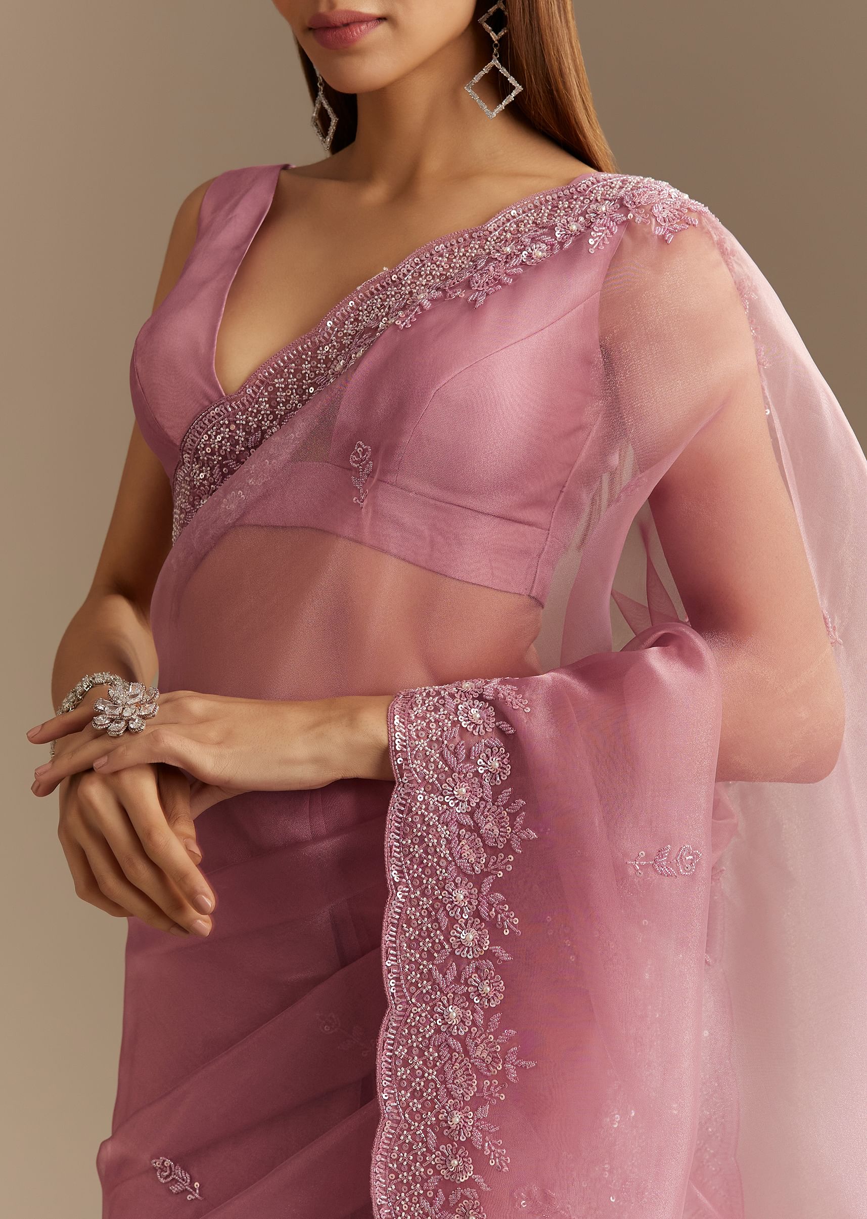 pinkish-lavender-tissue-saree-with-sequins-cutdana-and-scallop-border-sg293902-4_212f5069-6582-4959-80f2-28bd62eef134.jpg