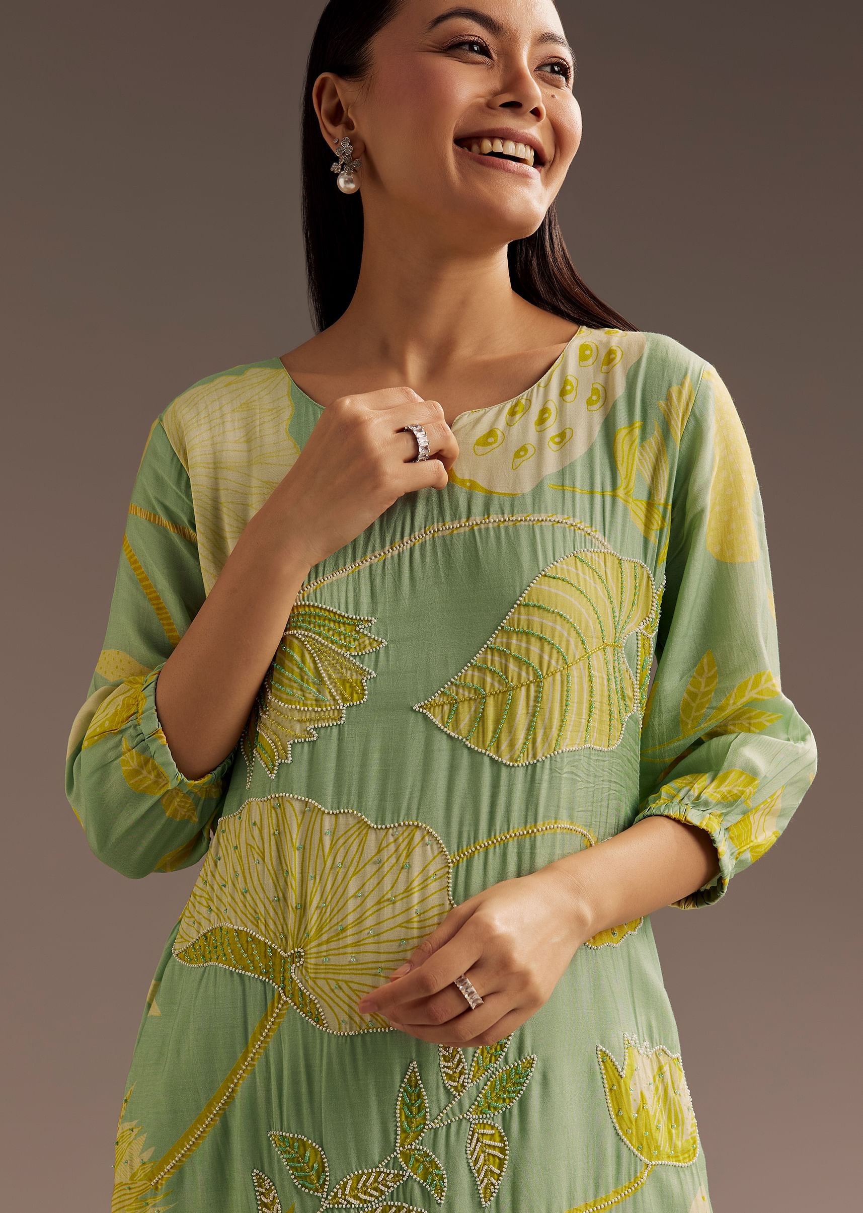 pista-green-floral-print-crepe-work-kurta-sg227400-2_cc2a76b2-c13f-4aec-9f17-9698755ca8da.jpg