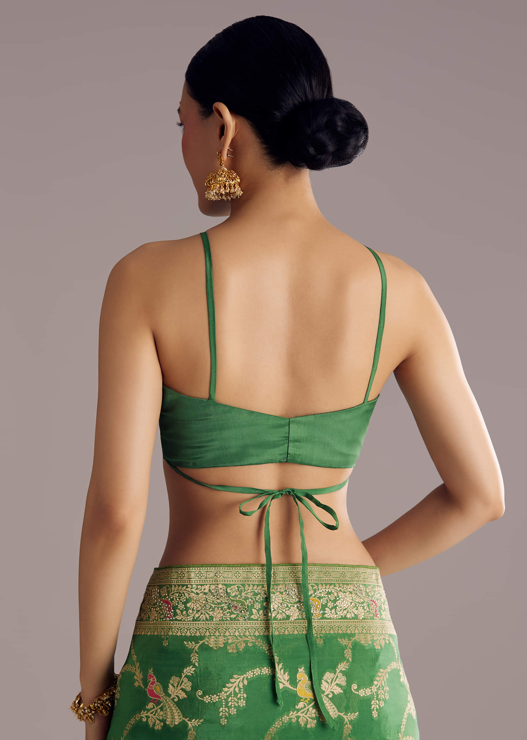 pista-green-saree-with-zari-jaal-weave-and-stone-embellishments-sg311950-8_68d0377d-e813-461b-ac25-35e1db2a61cb.jpg