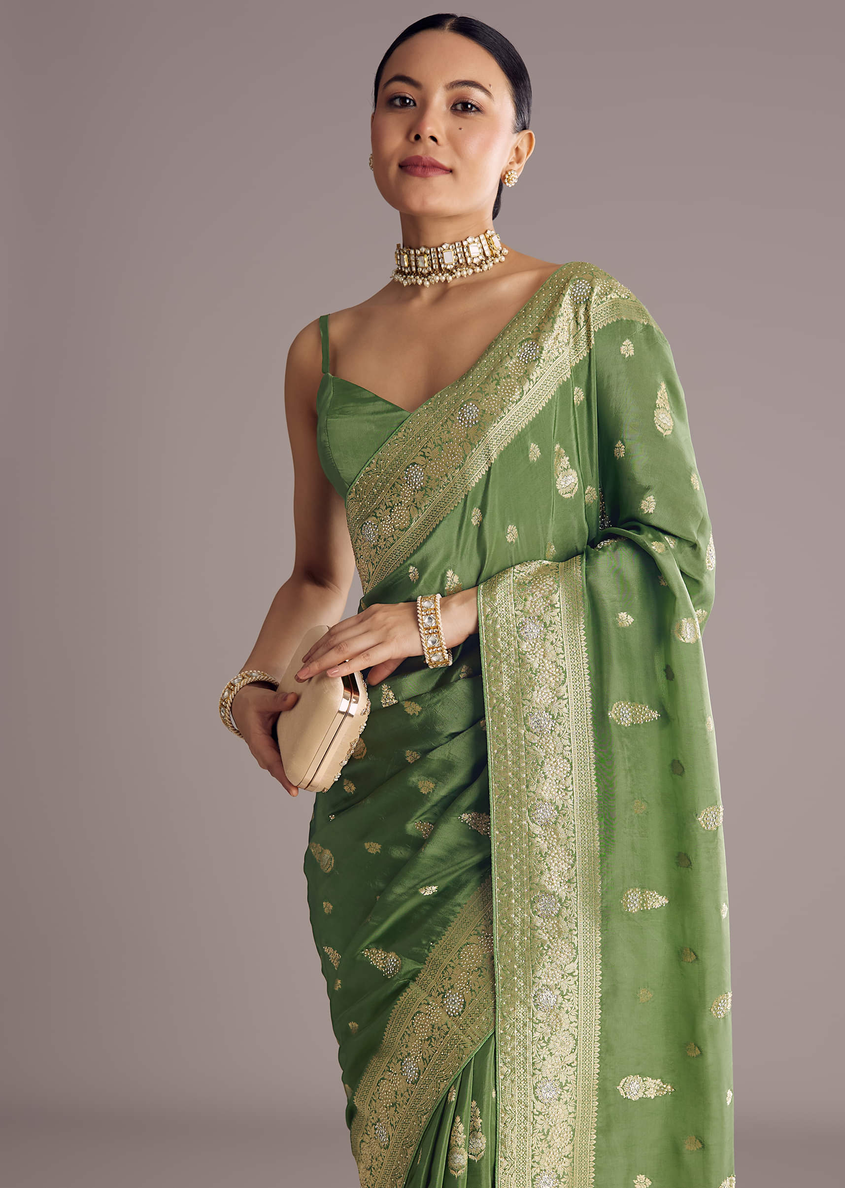 pista-green-saree-with-zari-weave-and-stone-embellishments-sg311935-5_1f0eec68-030a-4501-a4b5-74d5683589c8.jpg
