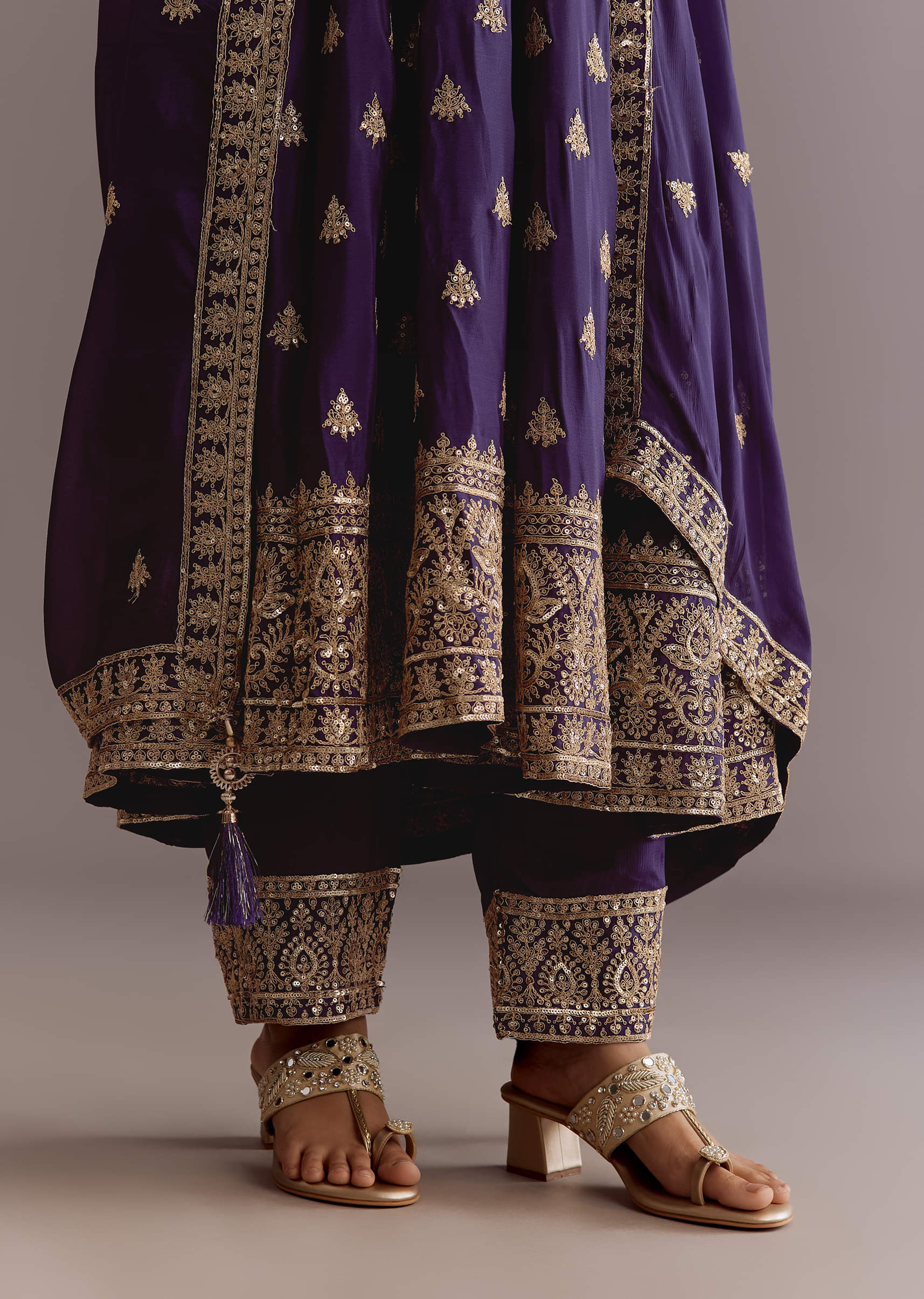 purple-chinon-anarkali-dupatta-suit-with-sequin-work-sg314175-5_45fb4970-e426-4119-9427-b4e8c209bafd.jpg