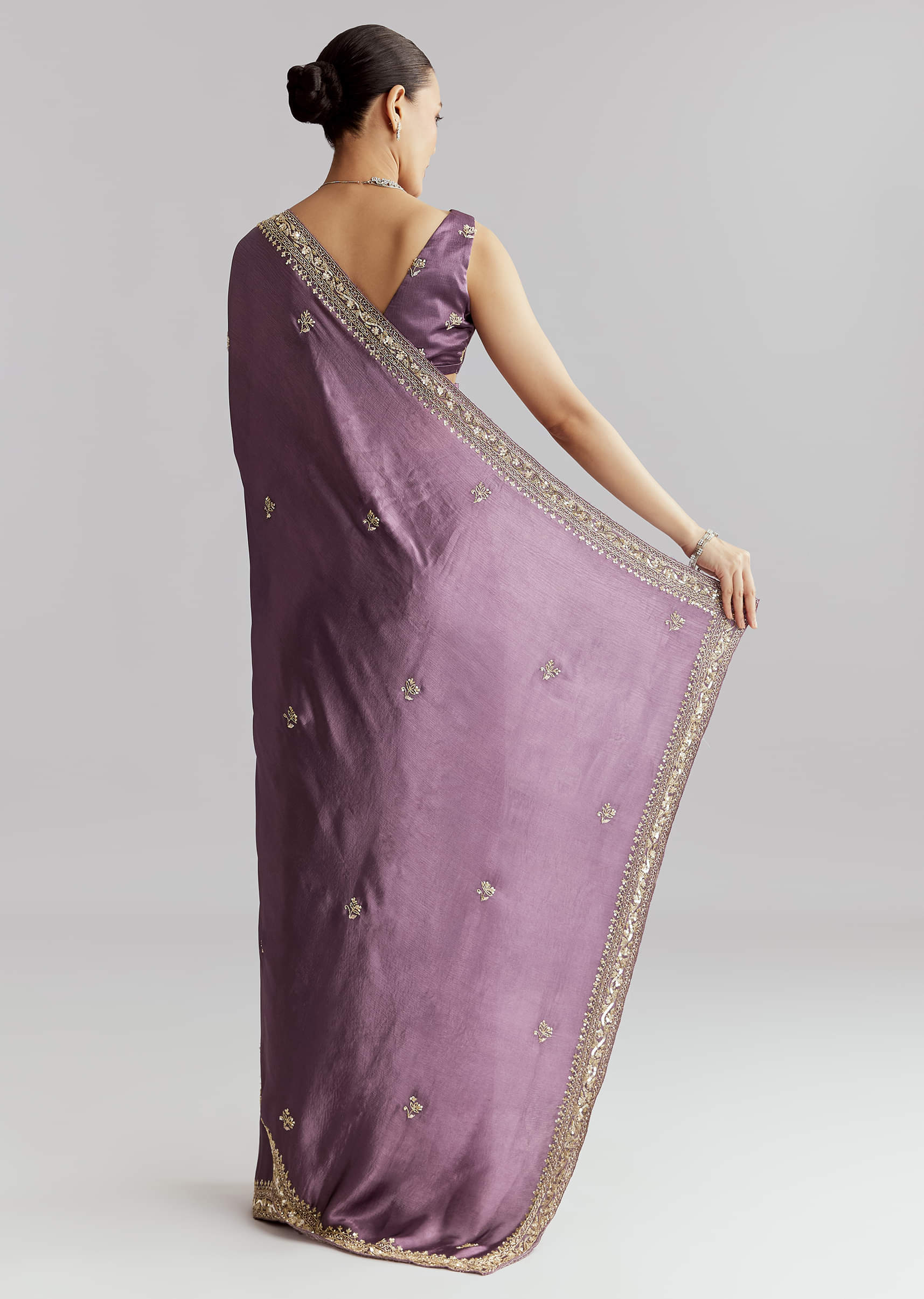 purple-chinon-saree-with-heavy-hand-embroidery-sg338766-4.jpg