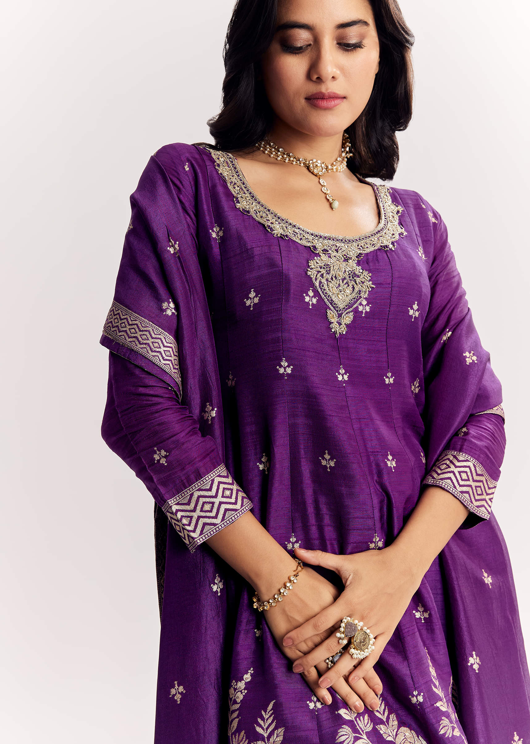 purple-jacquard-silk-anarkali-dupatta-suit-with-traditional-weave-sg324206-3_1117e29c-c069-43e1-bf5c-28562d0b0fd1.jpg