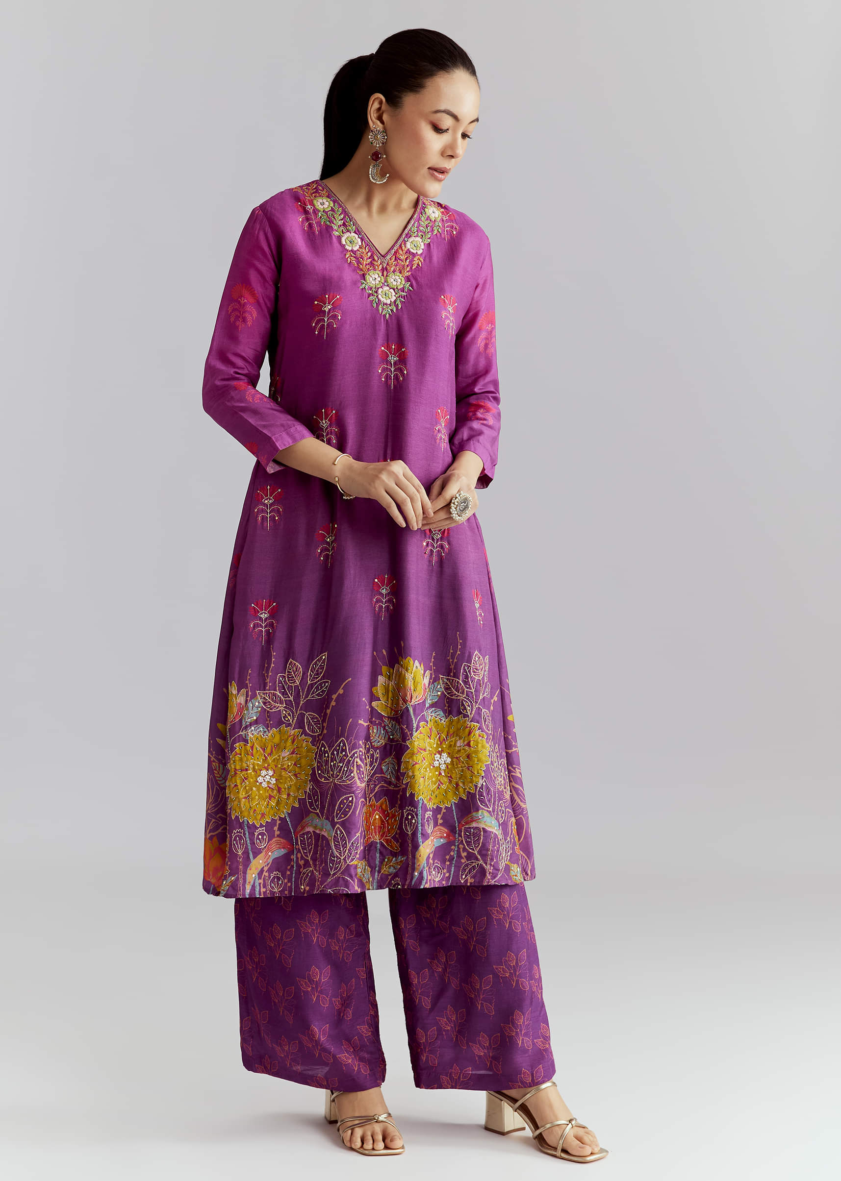 purple-ombre-crepe-palazzo-suit-with-floral-print-sg351660-3.jpg