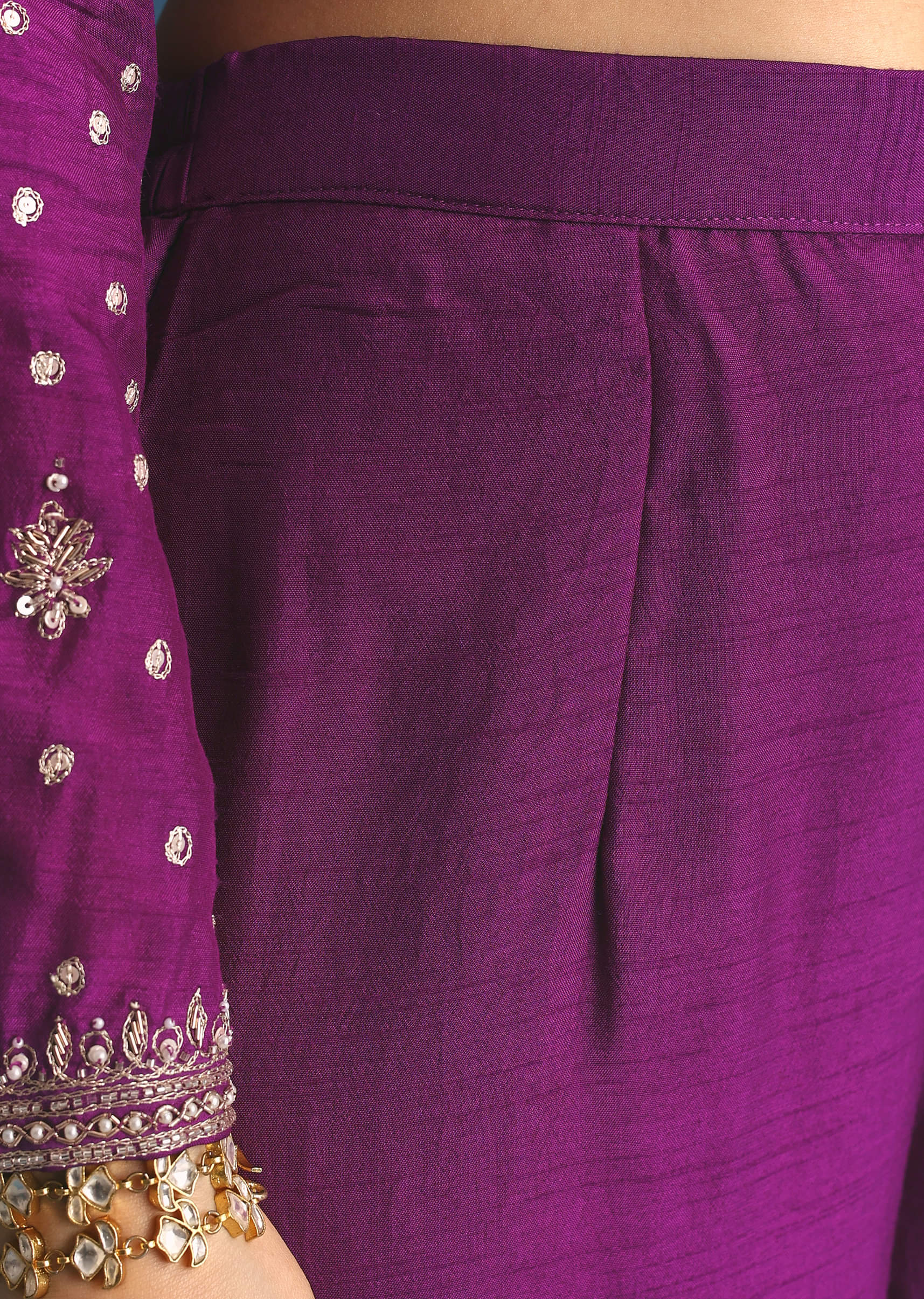 purple-silk-embroidered-kurta-set-with-dupatta-sg318244-6_7d5b2764-aca1-4d4e-a2ca-0fc091f5446a.jpg