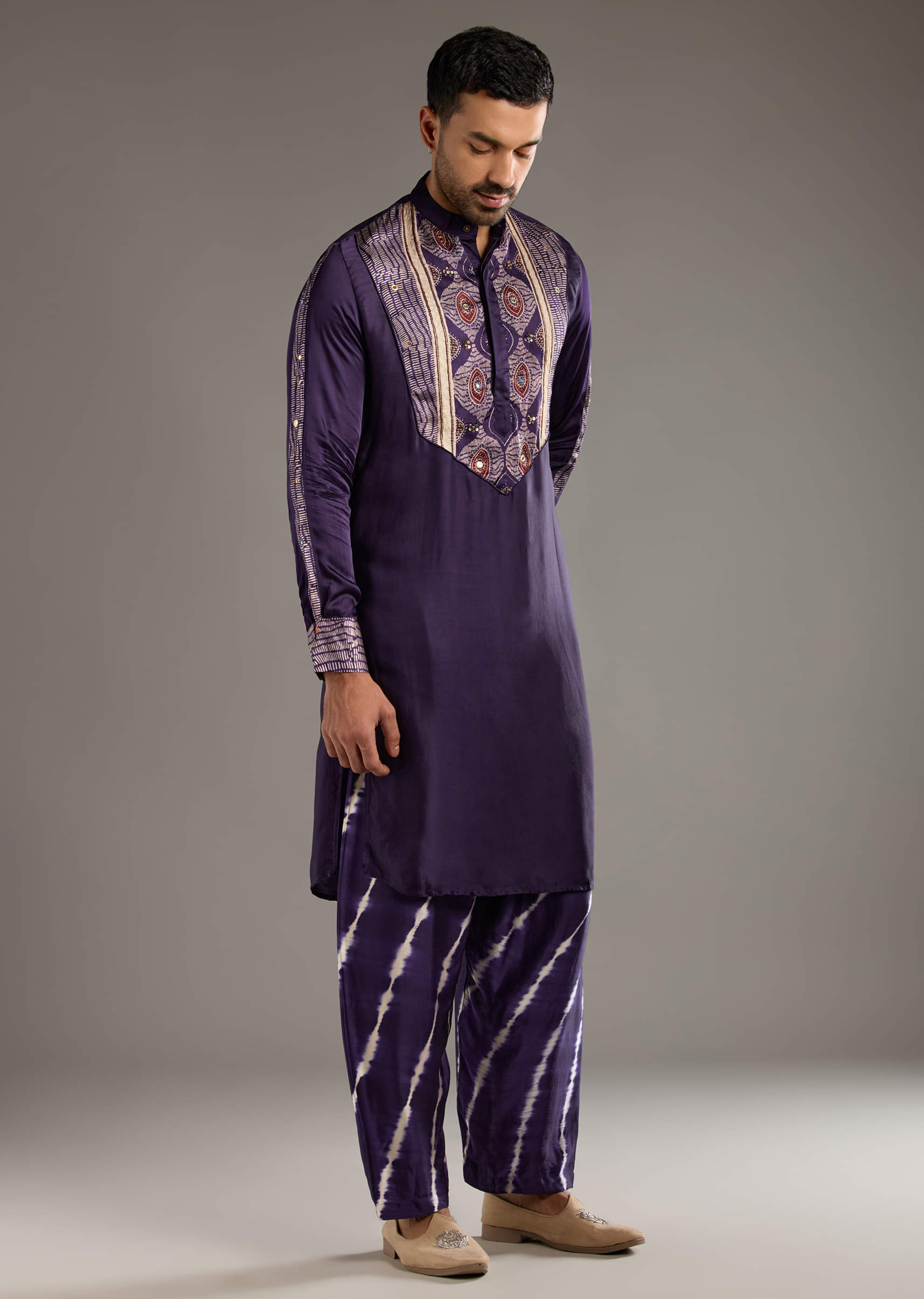 purple-silk-kurta-set-for-men-with-hand-dyed-leheriya-print-sg359260-1.jpg