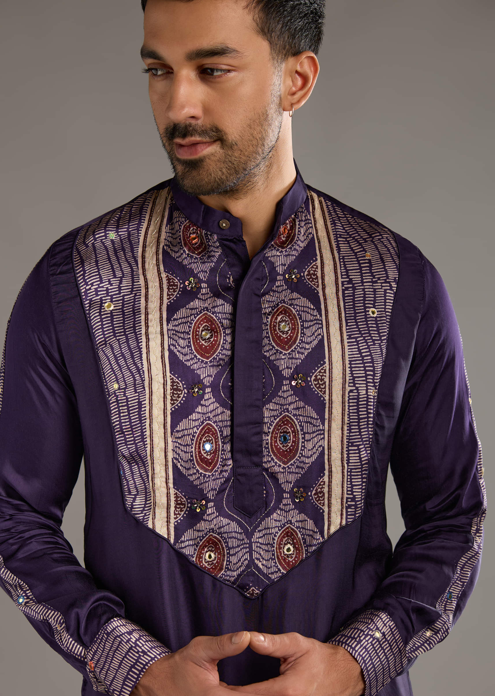 purple-silk-kurta-set-for-men-with-hand-dyed-leheriya-print-sg359260-2.jpg
