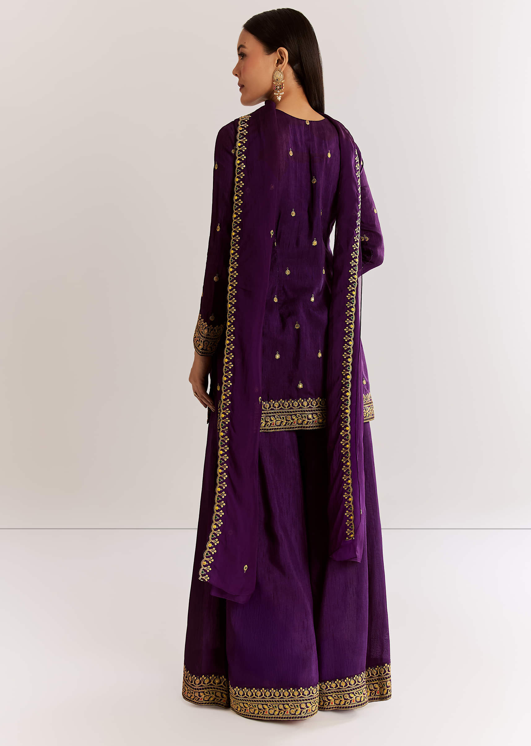 purple-silk-kurta-set-with-zari-butti-and-border-work-sg316651-5_e7146212-5d32-4e0d-a792-c523dd6c0b1f.jpg