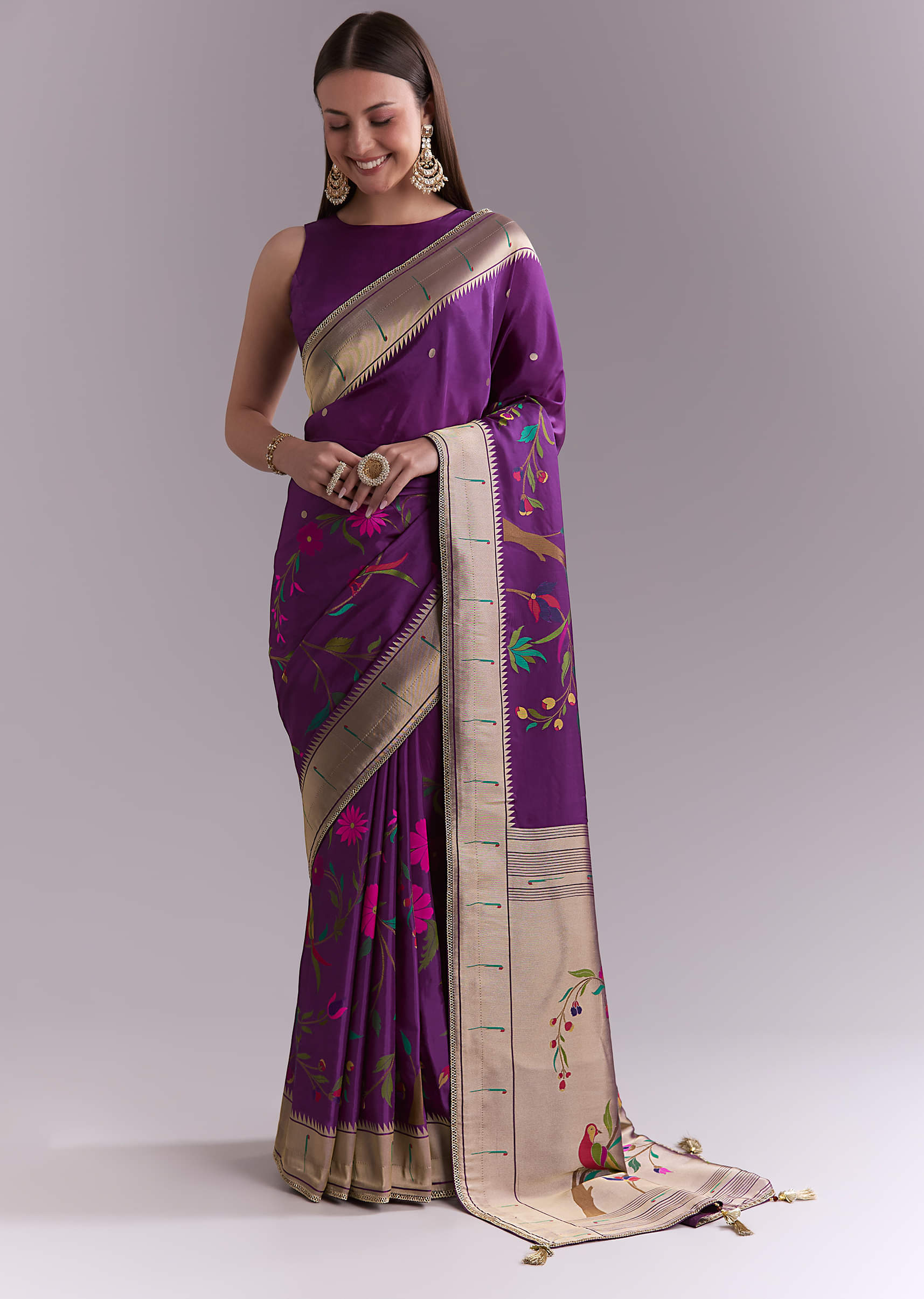 purple-silk-muniya-paithani-saree-with-booti-and-zari-work-sg352305-1.jpg