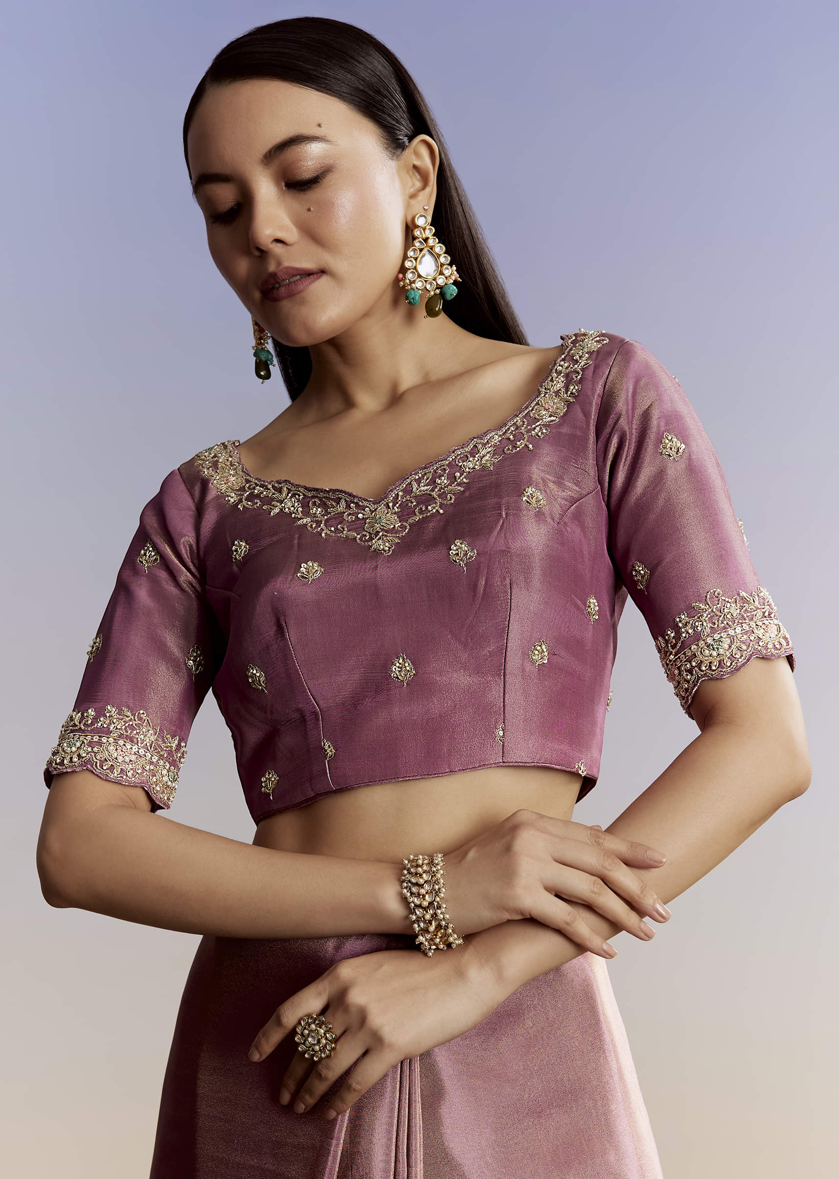 purple-tissue-saree-with-cutdana-sequins-and-resham-knot-work-sg319808-7_5f02ae7a-73bb-4d79-811d-30b6fcb2e257.jpg