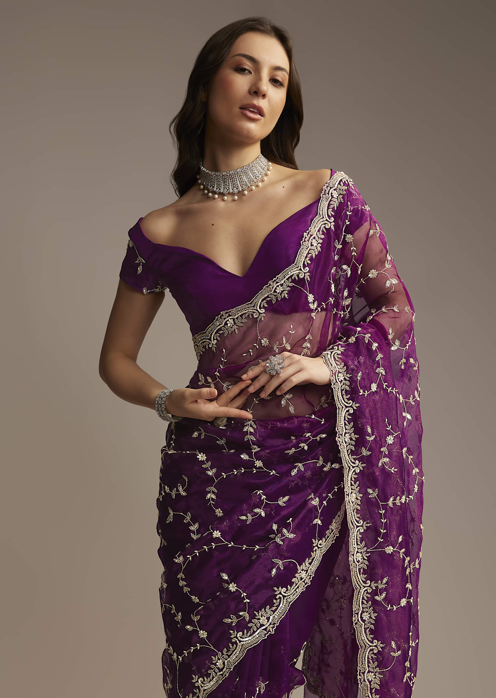 purple-tissue-saree-with-heavy-floral-embroidery-sg319010-5.jpg