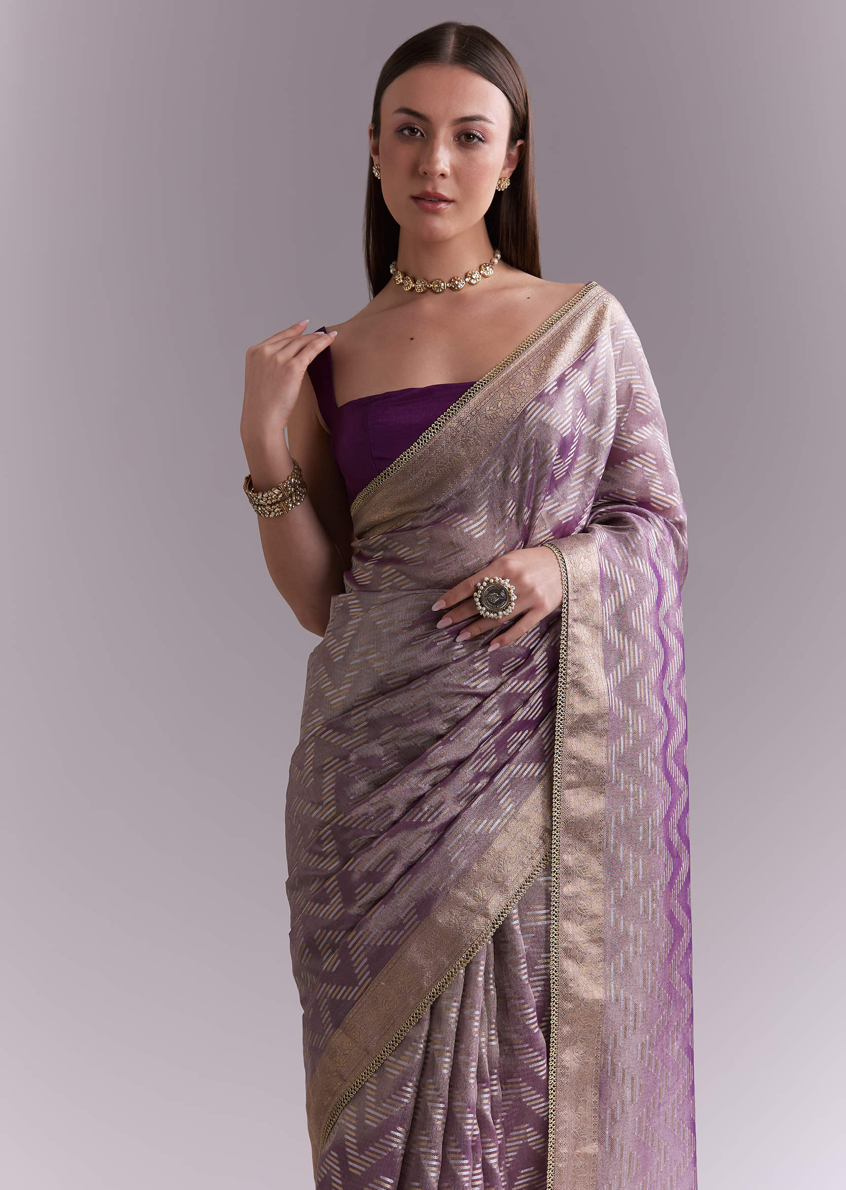 purple-tissue-saree-with-zig-zag-weave-and-zari-border-sg351911-5.jpg