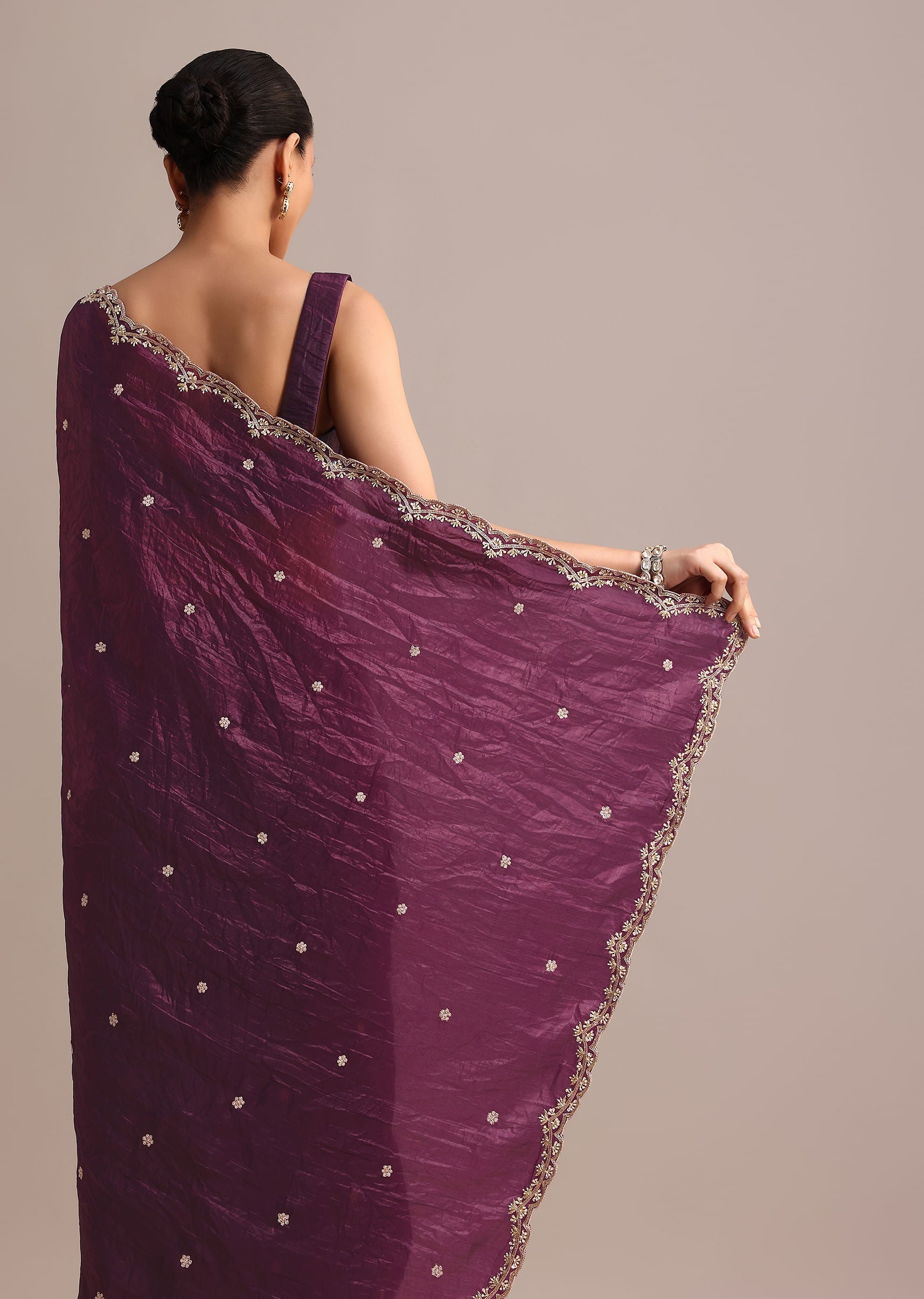purple_crushed_tissue_saree_with_sequin_and_cutdana-sg249059_3_b39d6e60-61b9-4007-ba63-9a756d2fa7dd.jpg
