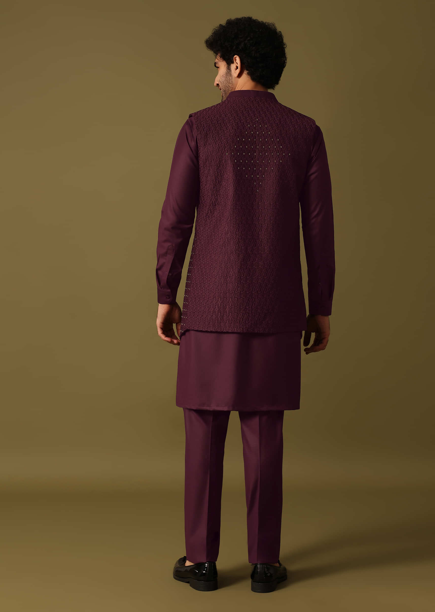 purple_embroidered_kurta_jacket_set-sg228686_3_eef63a18-c5f8-4f21-ae03-13e3881241fa.jpg