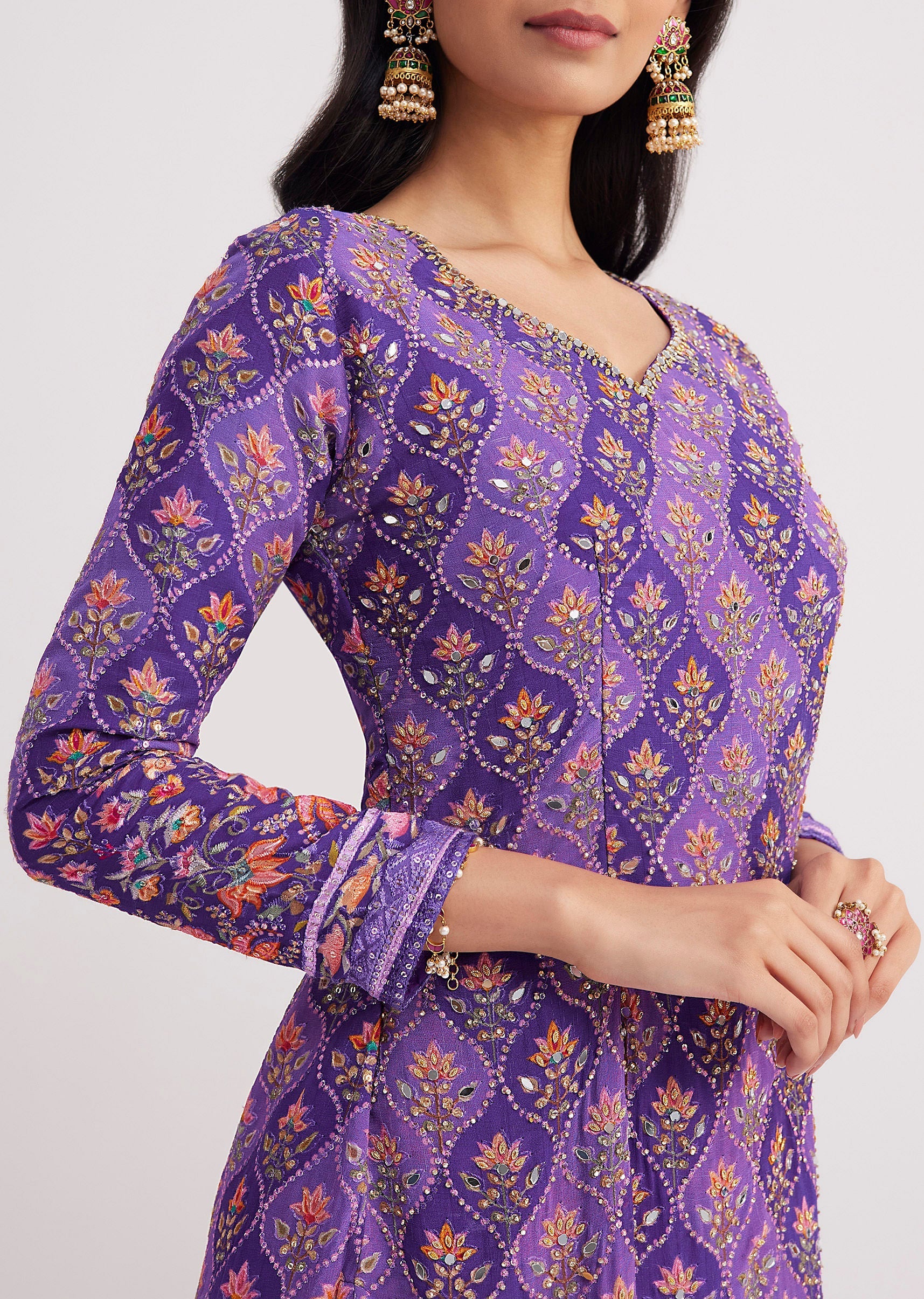purple_embroidered_kurta_palazzo_set-sg281634_4_b5796ac0-56fc-45ea-a6da-821e4dc75728.jpg
