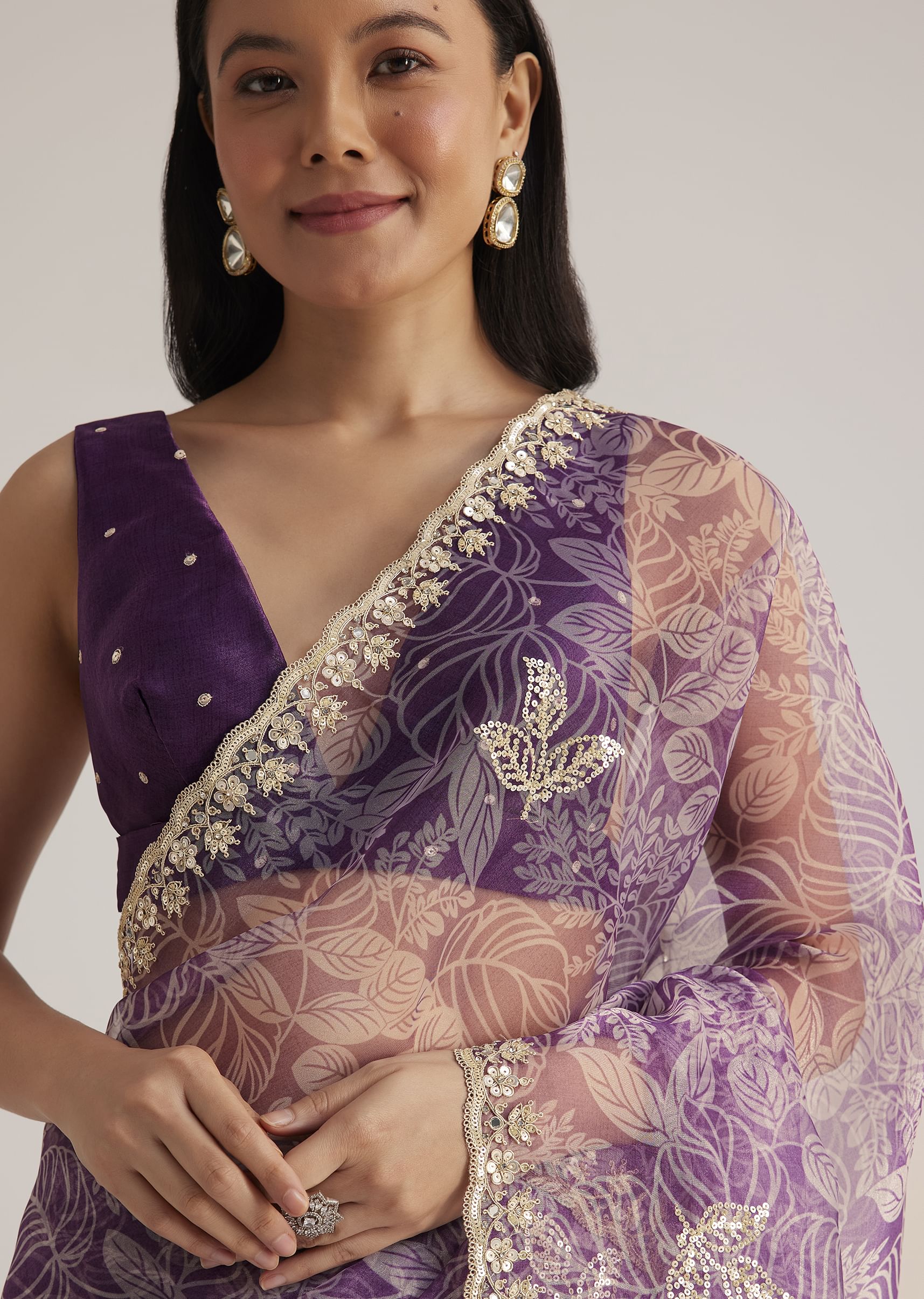 purple_leafy_printed_organza_saree_with_embroidered-sg272120_13_831f84a1-043b-472c-8006-8517b9c381a3.jpg