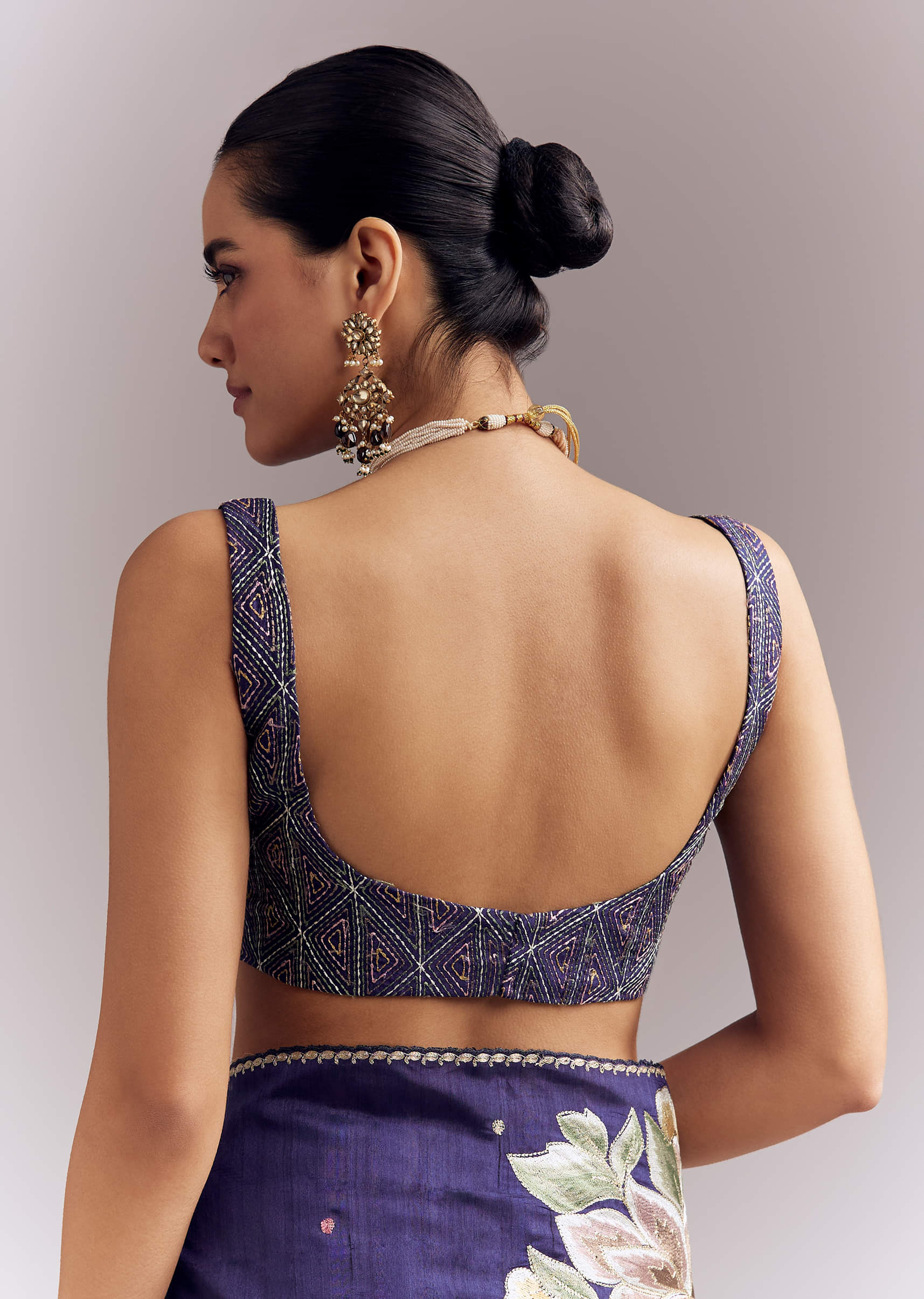 purple_organza_silk_saree_with_floral_embroidery-sg346417-9_2.jpg