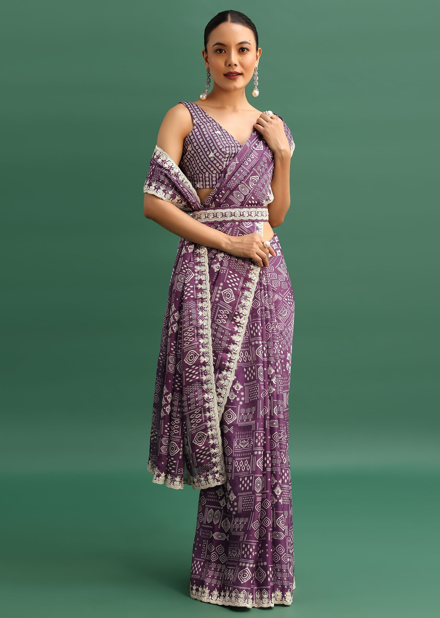 purple_printed_satin_saree_with_sequins_embroid-sg241052_20_fbd34502-ae4e-4573-b2c9-4e2e012b0afc.jpg