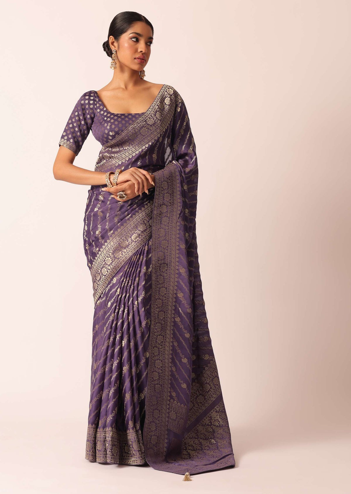 purple_saree_with_zari-sg182499_10_6d726587-3f06-4f6e-8858-63593399a411.jpg